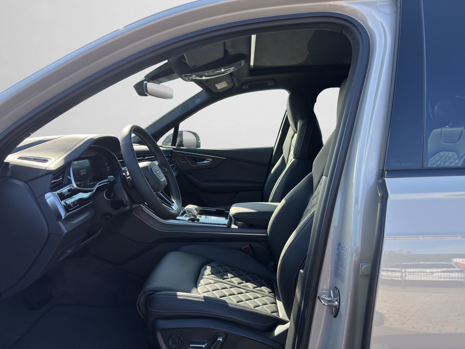 Audi Q7 SUV TFSI e quattro 290 kW tiptronic