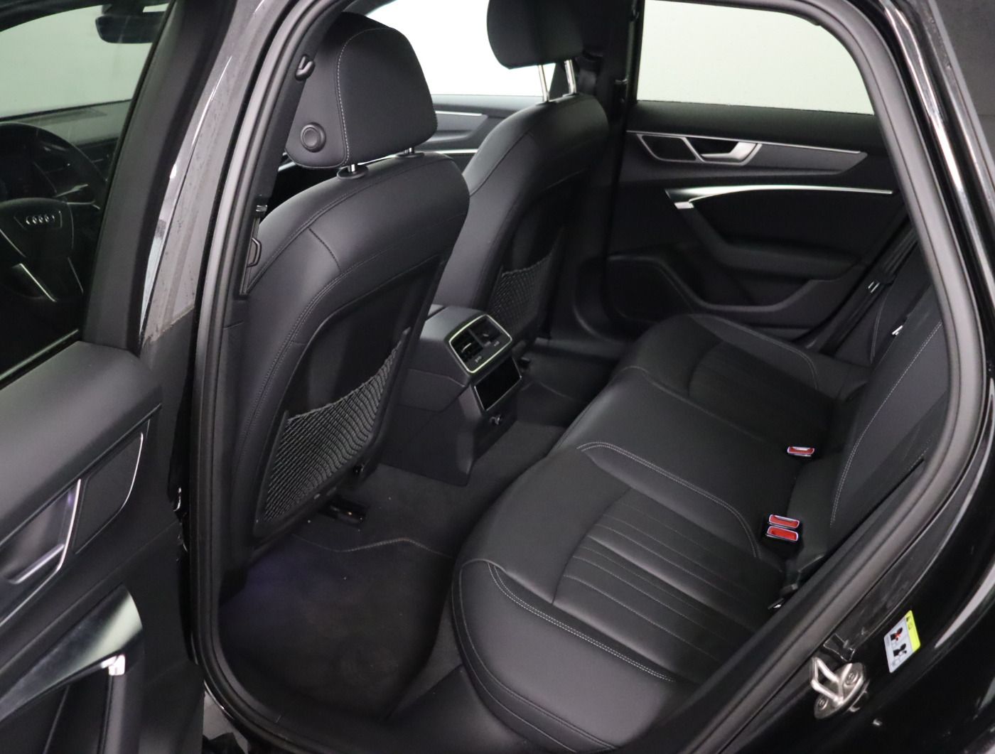 Audi A6 Avant 40 TDI quattro S tronic - Samsaru's Car Outlet
