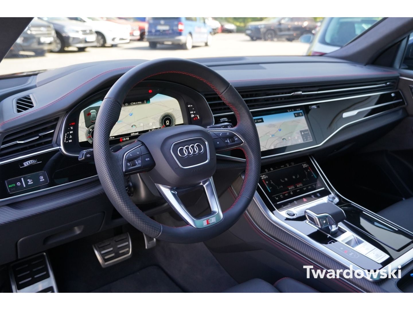 Audi Q8 50 TDI S line Pano HUD Matrix 23''B&O AHK 360