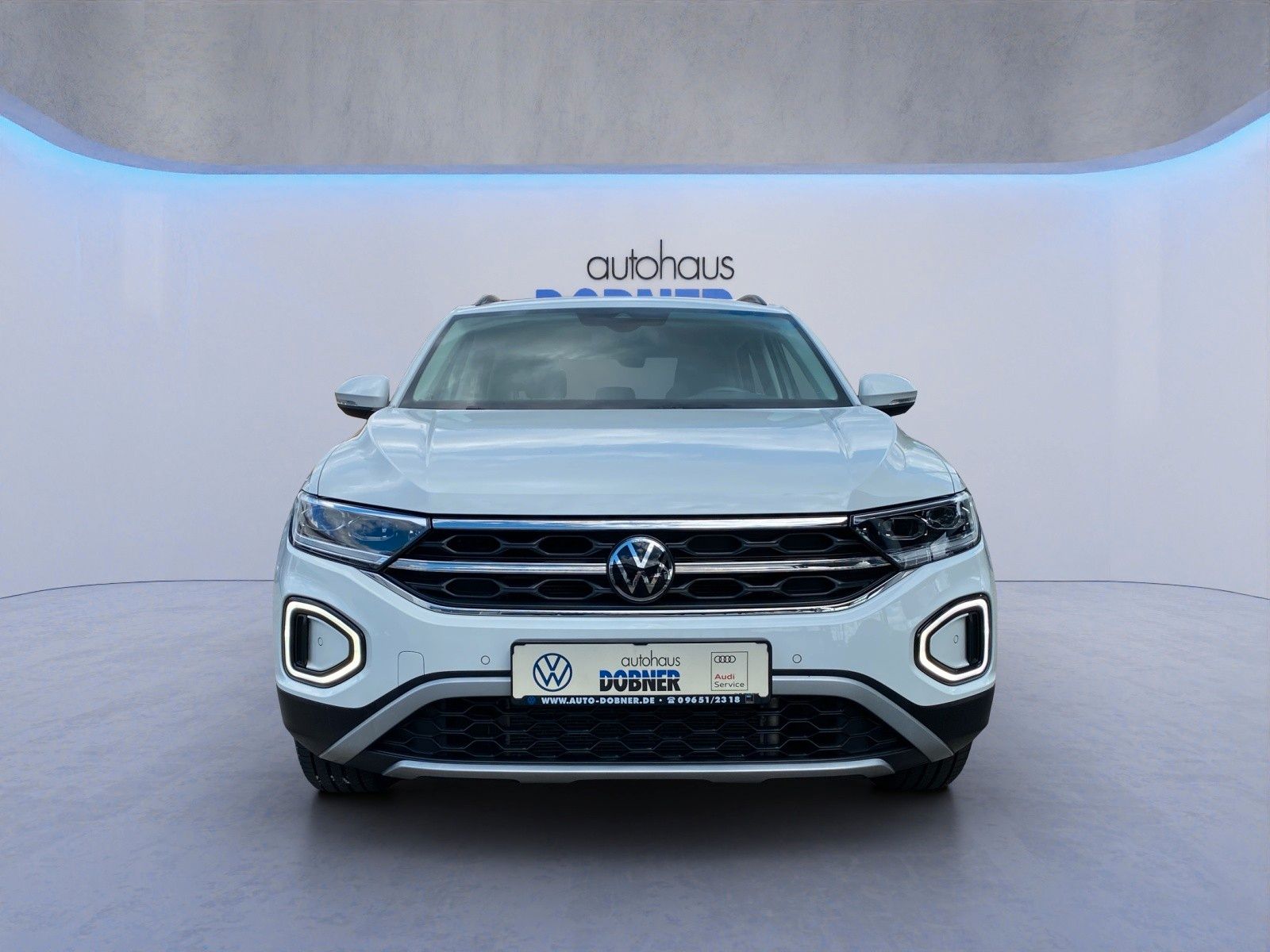 Volkswagen T-Roc 2.0 TDI STYLE - Samsaru's Car Outlet