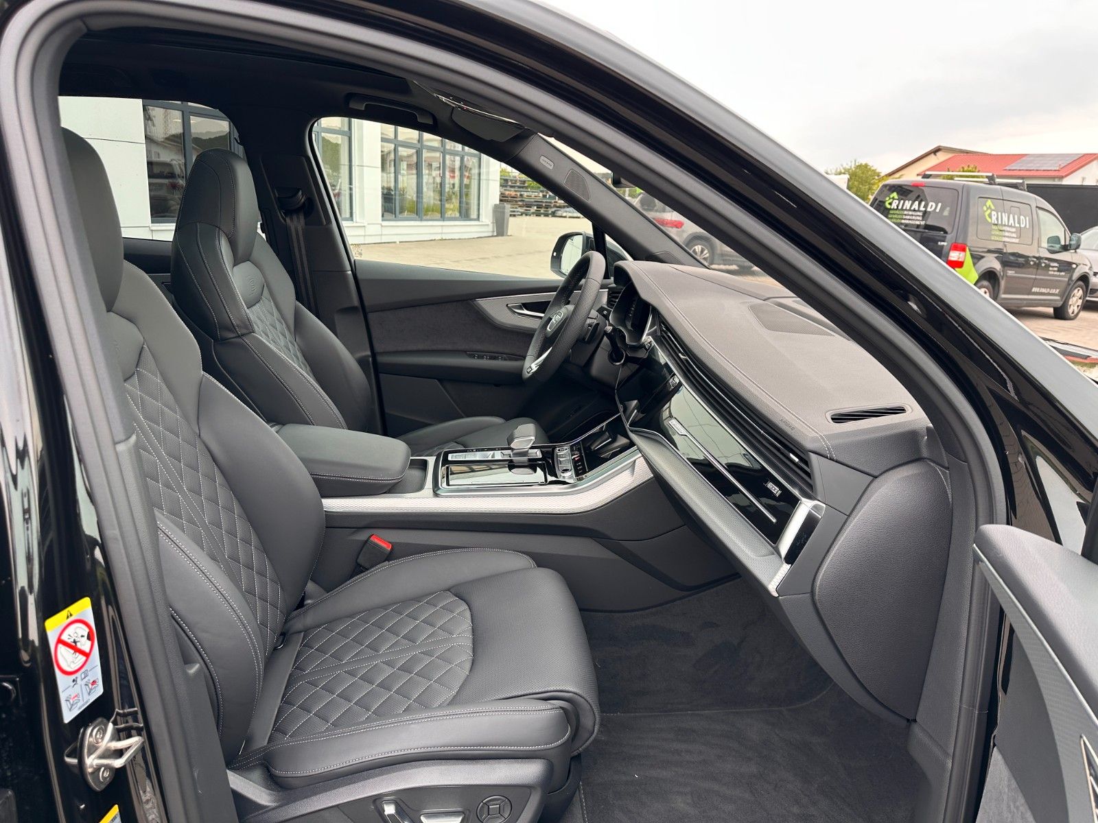 Audi Q7 50 TDI S line +AHK+STANDHEIZUNG+PANO+B&O