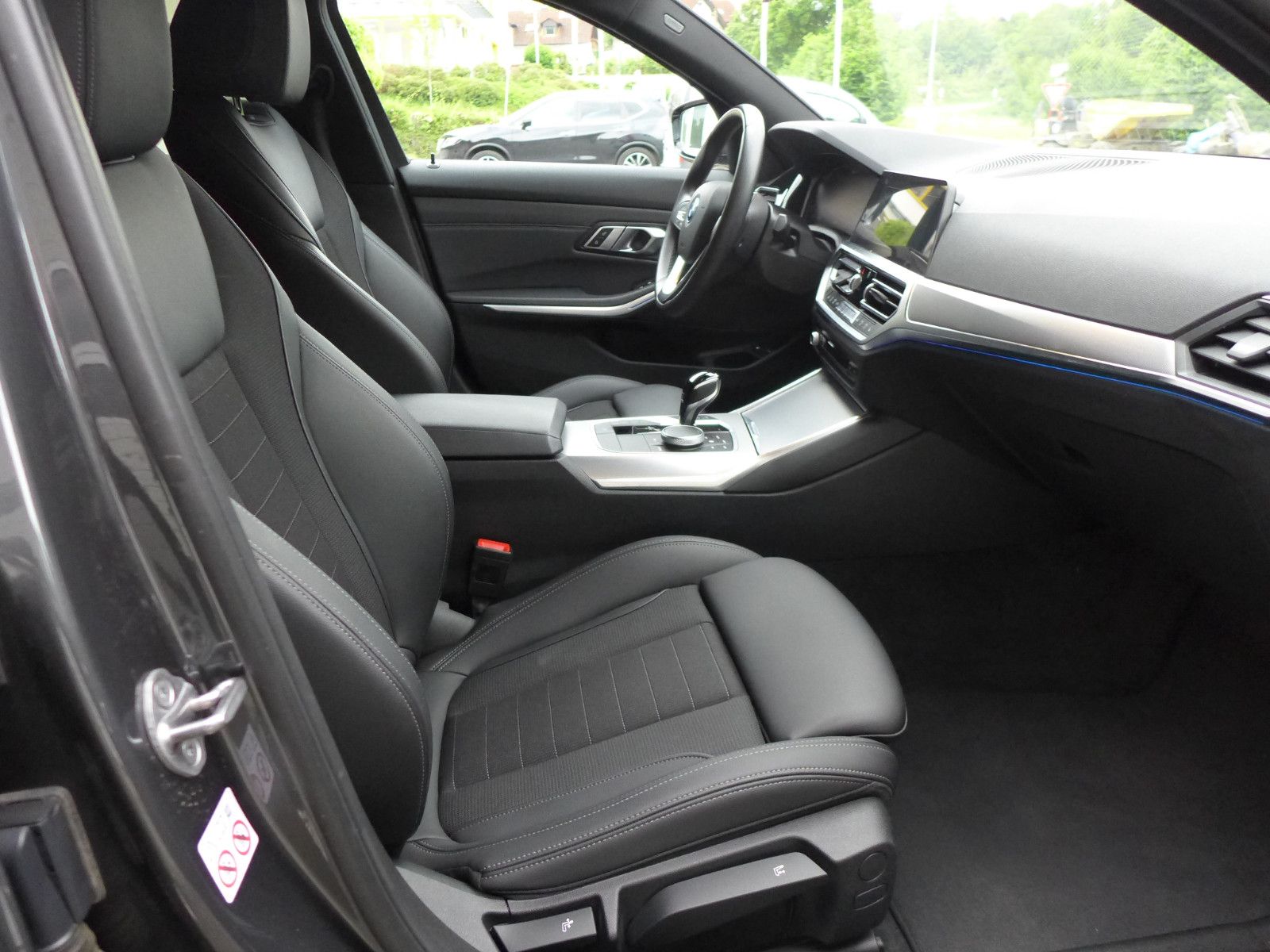 BMW 320e Touring Sport Line - Samsaru's Car Outlet
