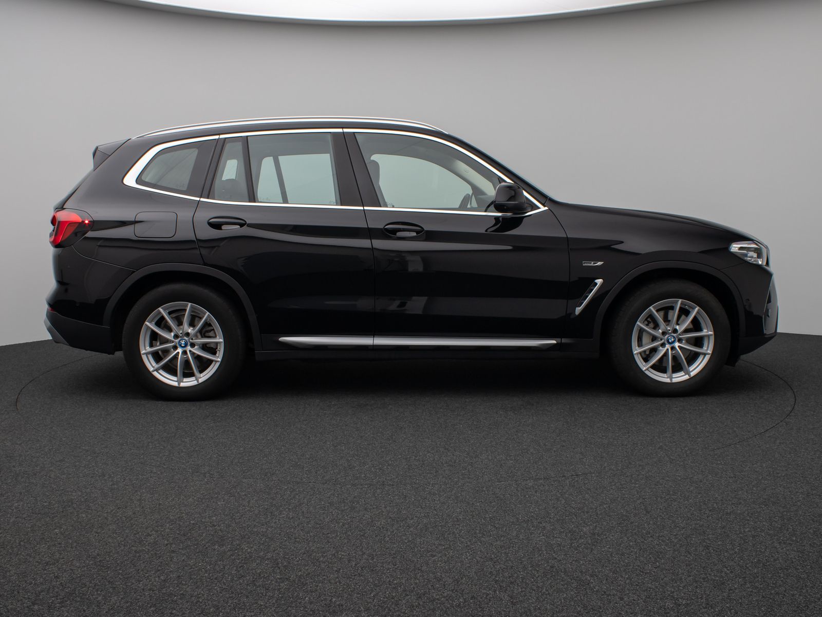 BMW X3 xD30e Sport - Samsaru's Car Outlet