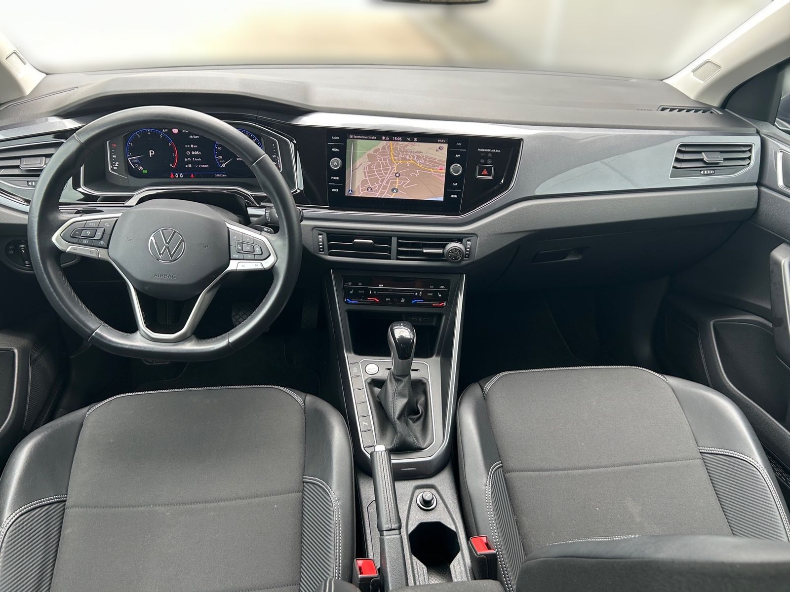 Volkswagen Taigo 1.5 TSI Style - Samsaru's Car Outlet