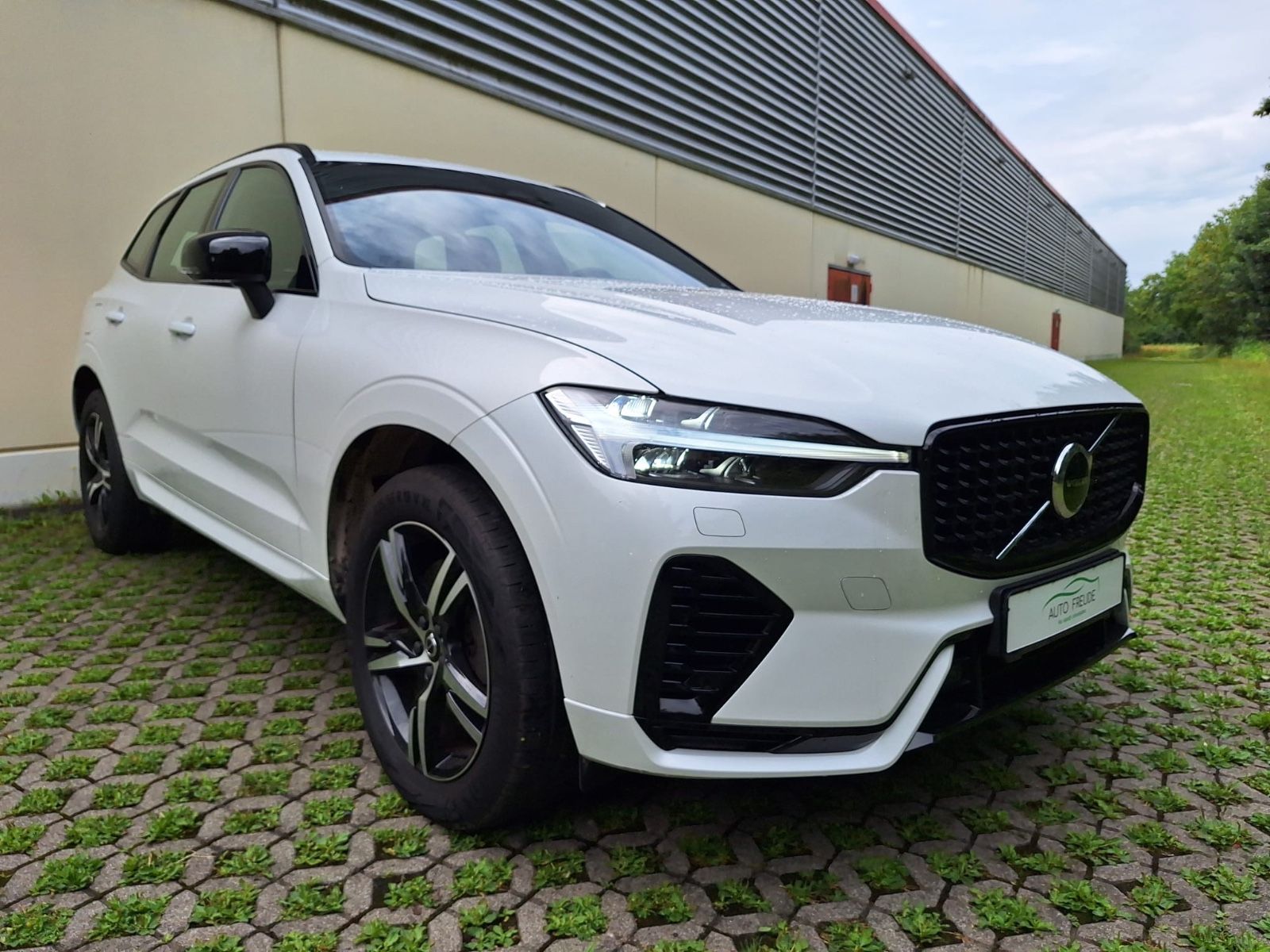 Volvo XC 60 R Design Plug-In Pano. Kamera AHK AWD