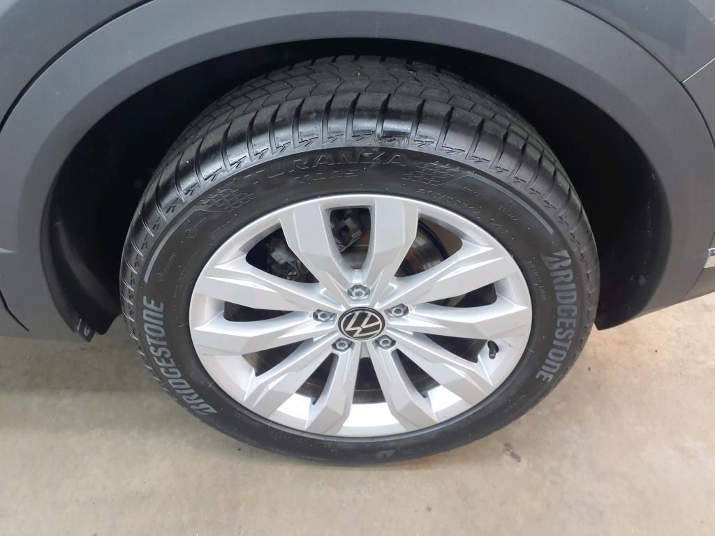 Volkswagen T-Roc Sport 1.5 TSI - Samsaru's Car Outlet