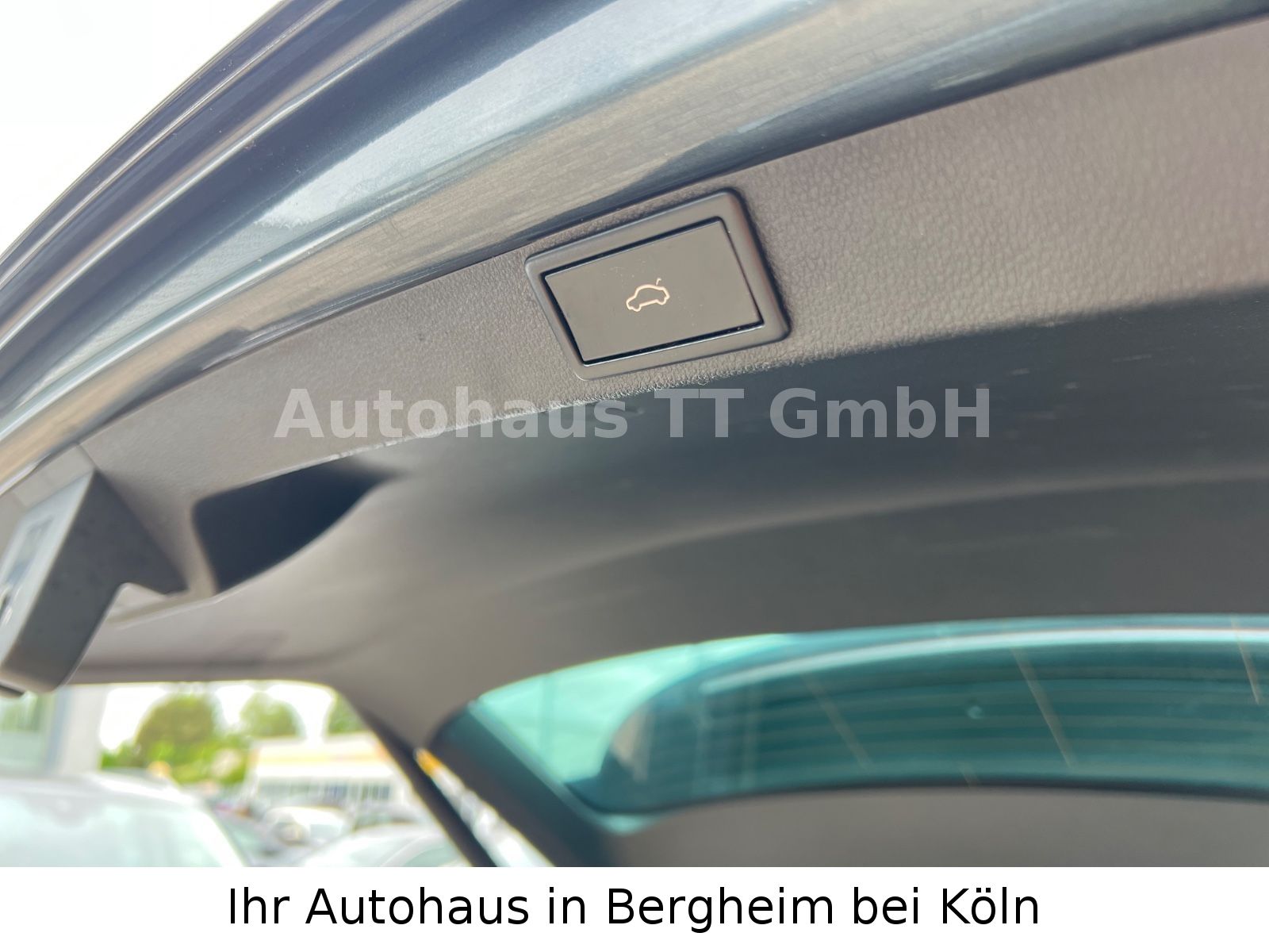 Skoda Octavia Combi First Edition iV - Samsaru's Car Outlet