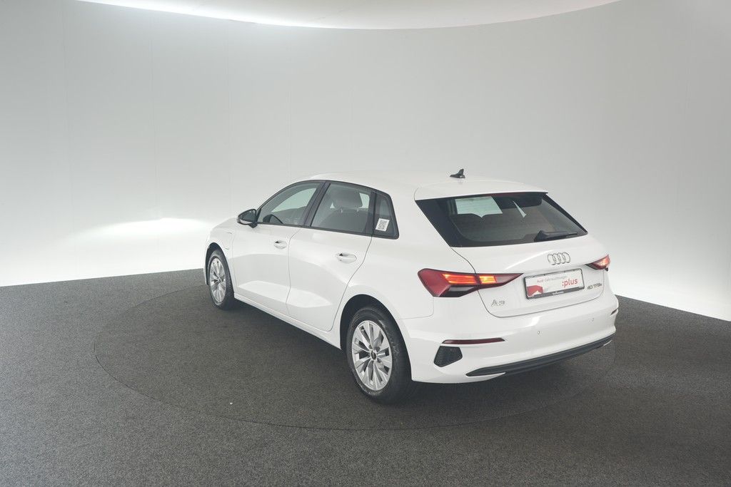 Audi A3 Sportback 40 TFSIe S tronic LED ACC Navi