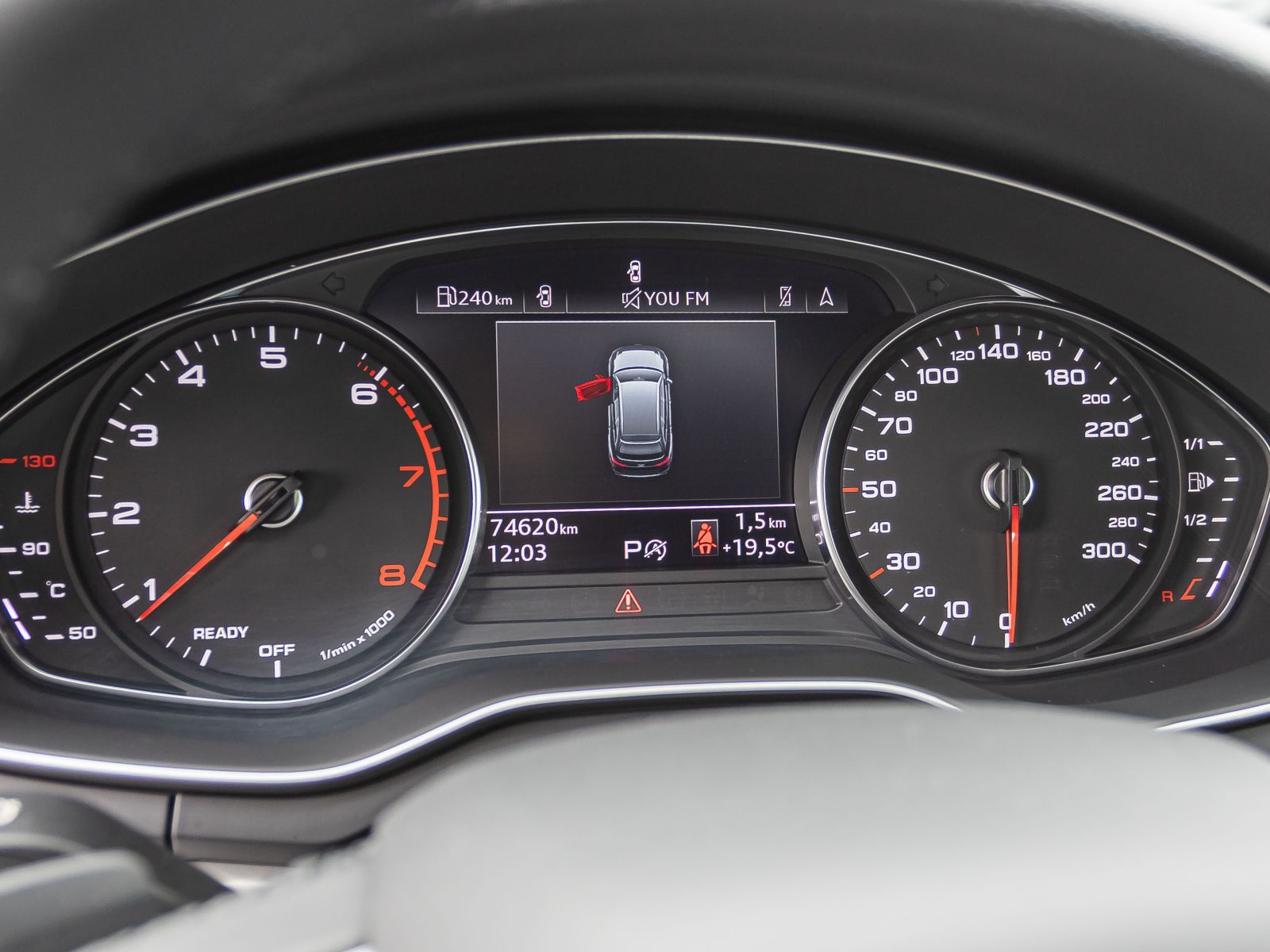 Audi A4 Avant 35TFSI Stronic - Samsaru's Car Outlet