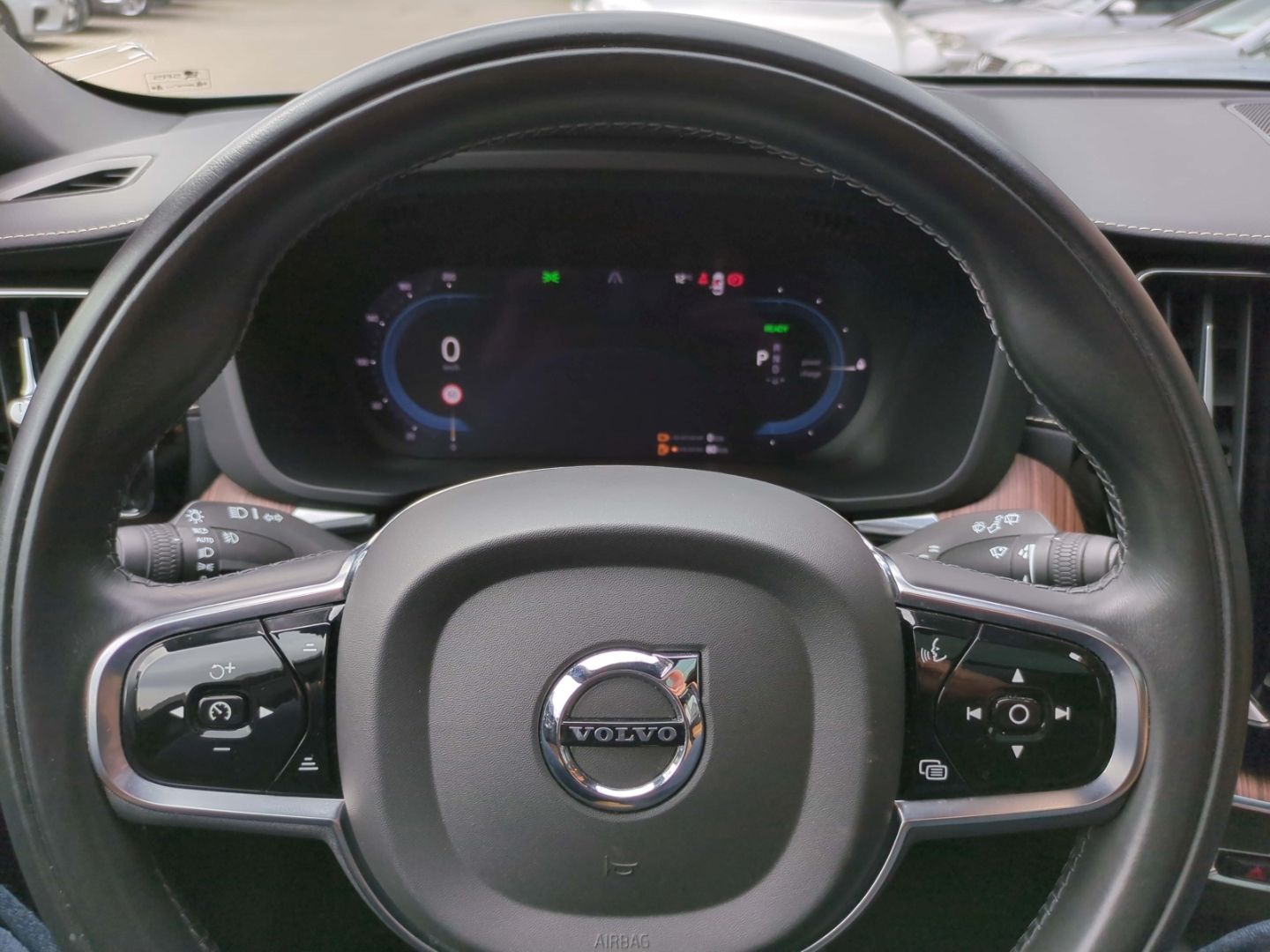 Volvo XC60 Inscription Recharge Plug-In Hybrid AWD T8