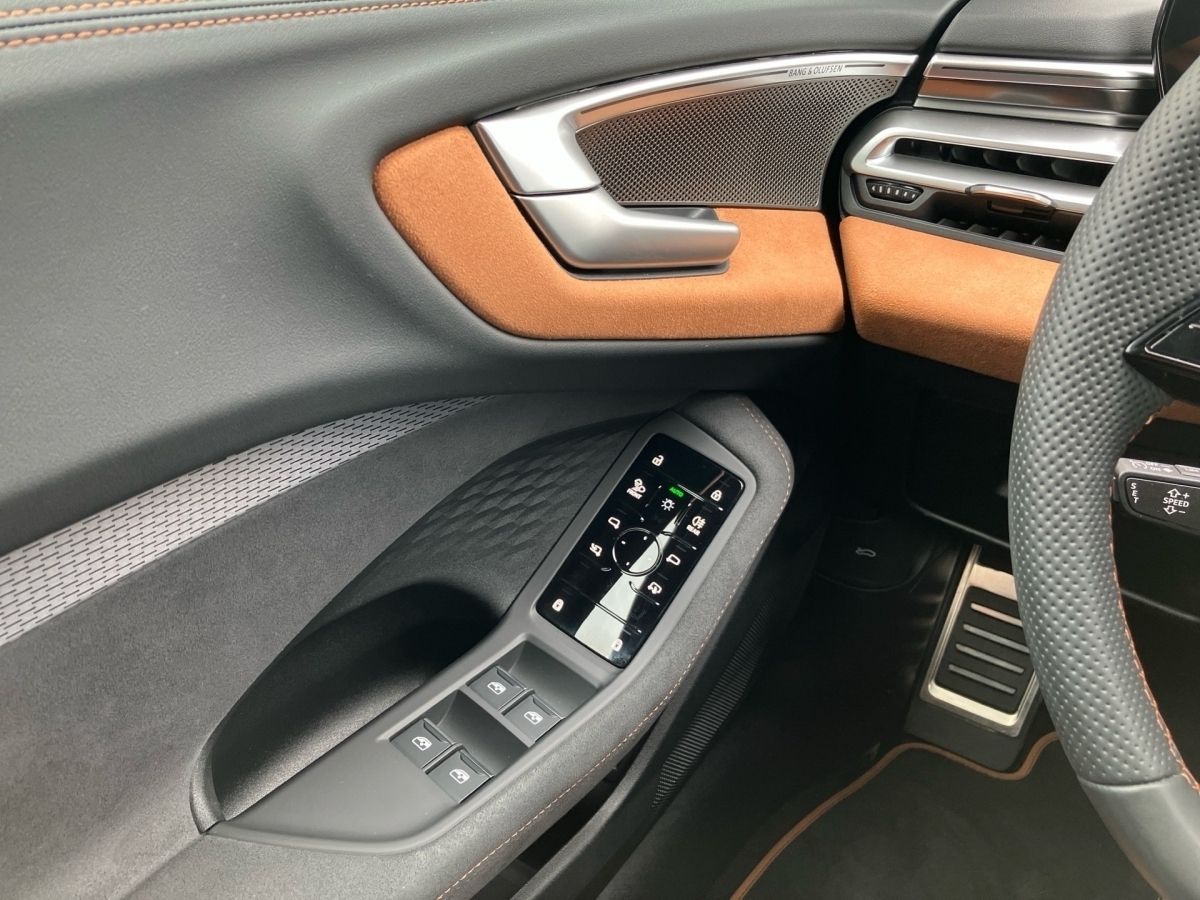 Audi A5 Avant S-LINE QUATTRO TDI 204PS.STRONIC.MATRIX