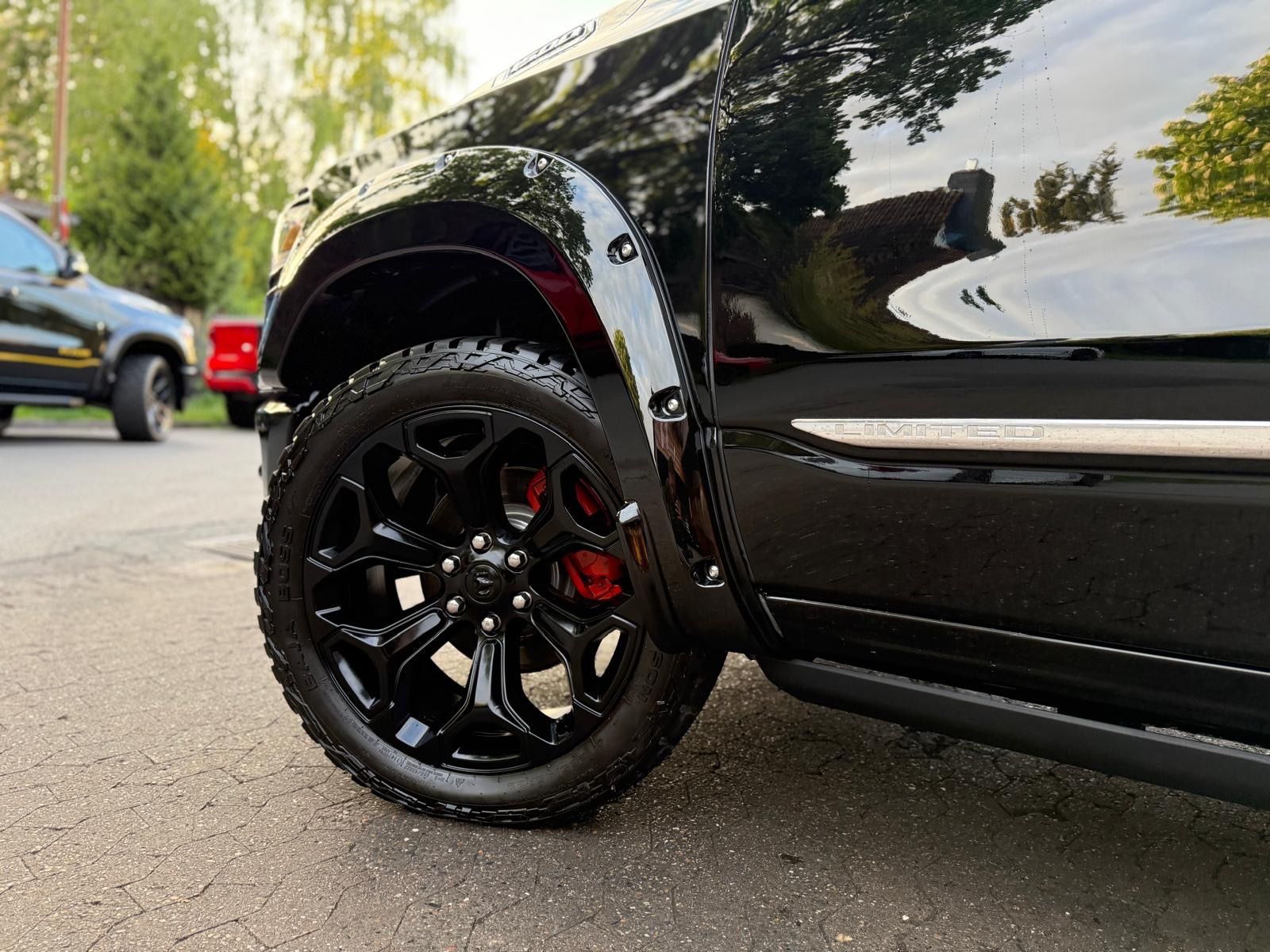 Dodge LIMITED*LUFT*360KAMERA*LPG*OFFROAD*BÜGEL*AHK*NAV
