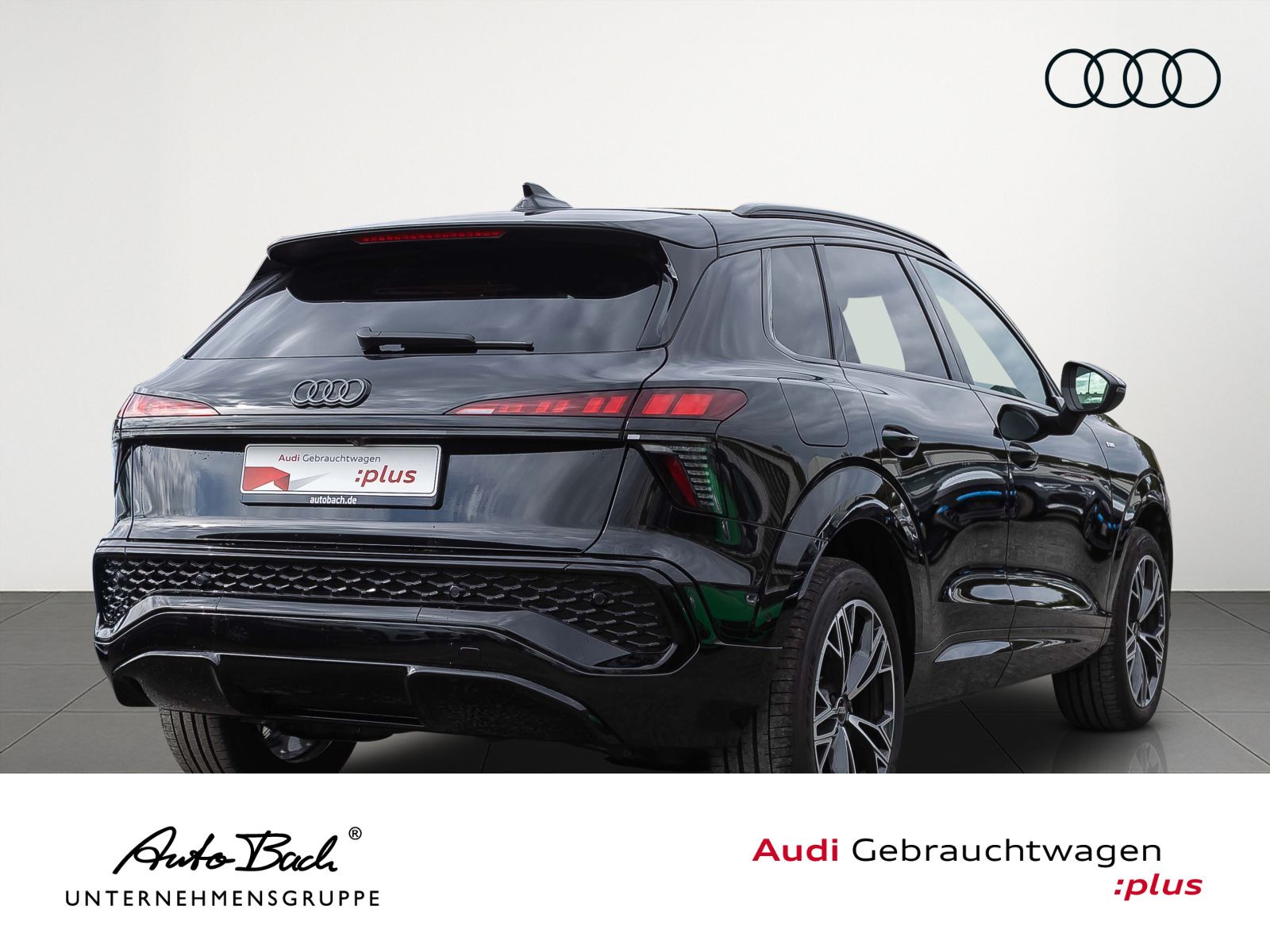Audi Q3 S line TFSI Stronic Navi LED CarPlay ACC AHK