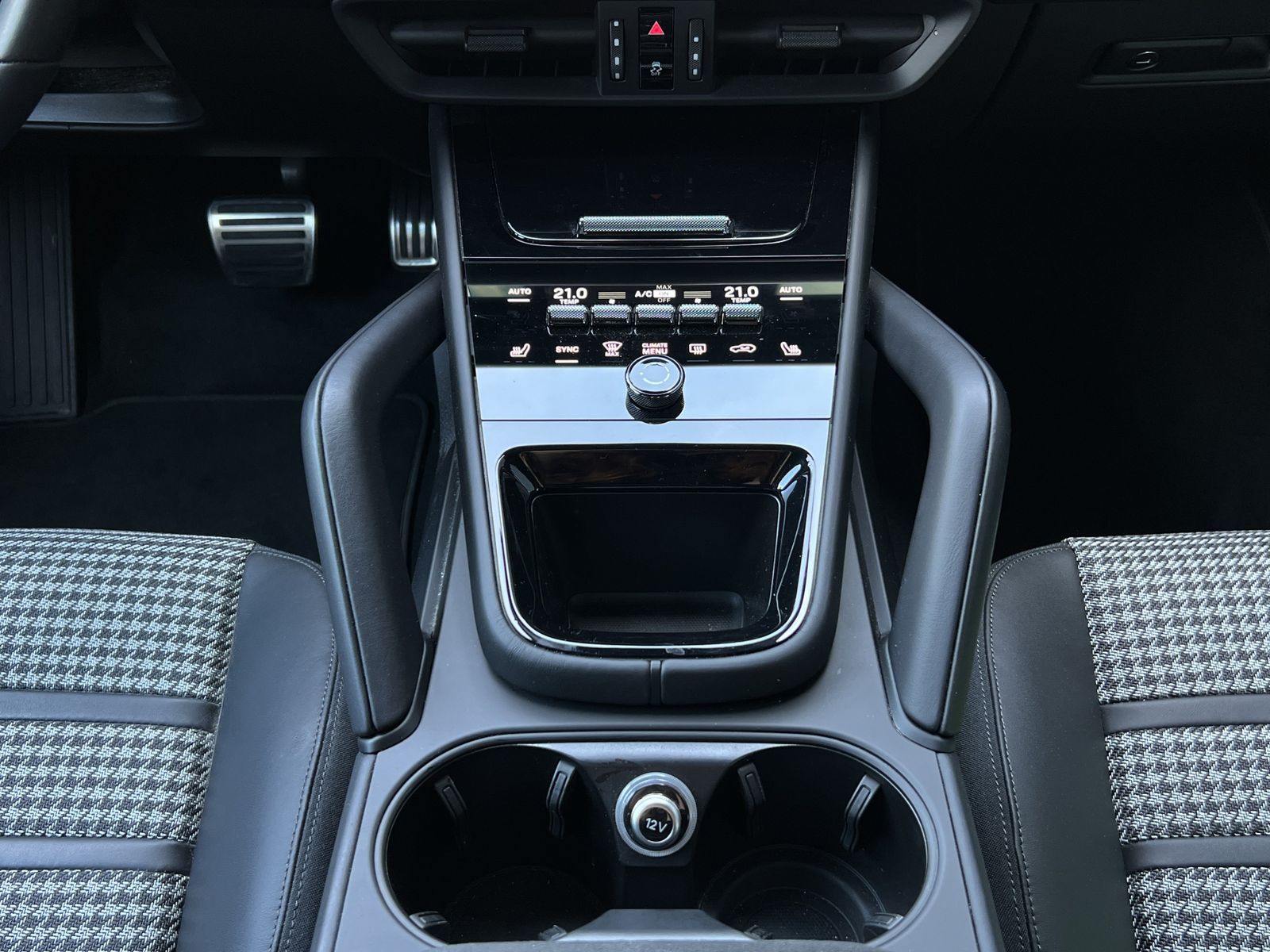 Porsche Cayenne GTS Coupe | PDCC | Hinterachslenkung |