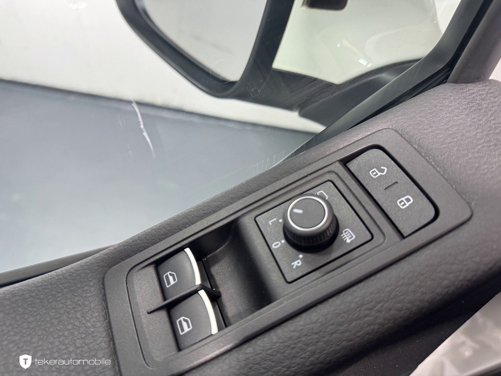 Volkswagen T6 Multivan 4Motion - Samsaru's Car Outlet
