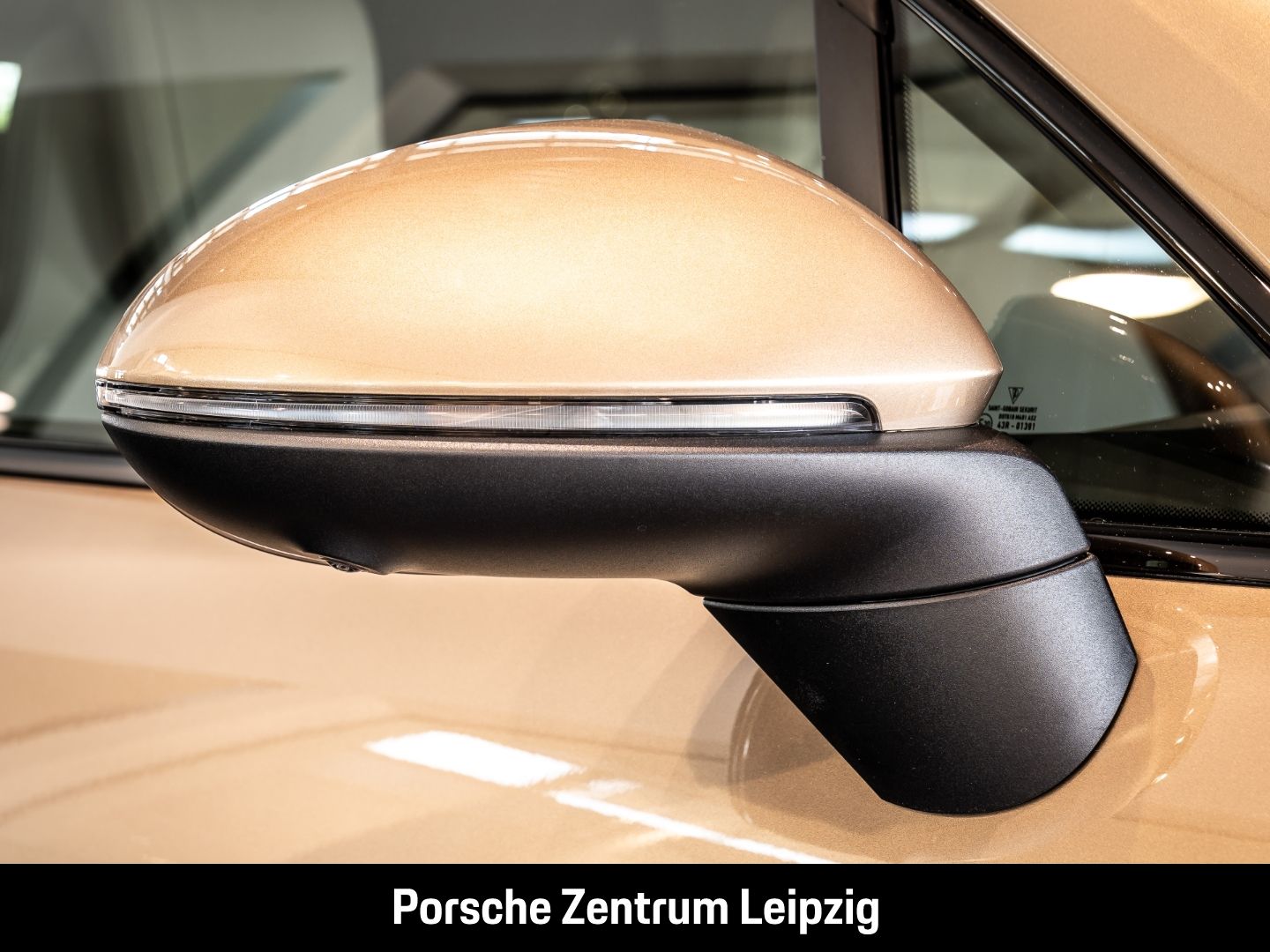 Porsche Macan 4S FnW-Goldbronzemetallic Massage AR-HeadU