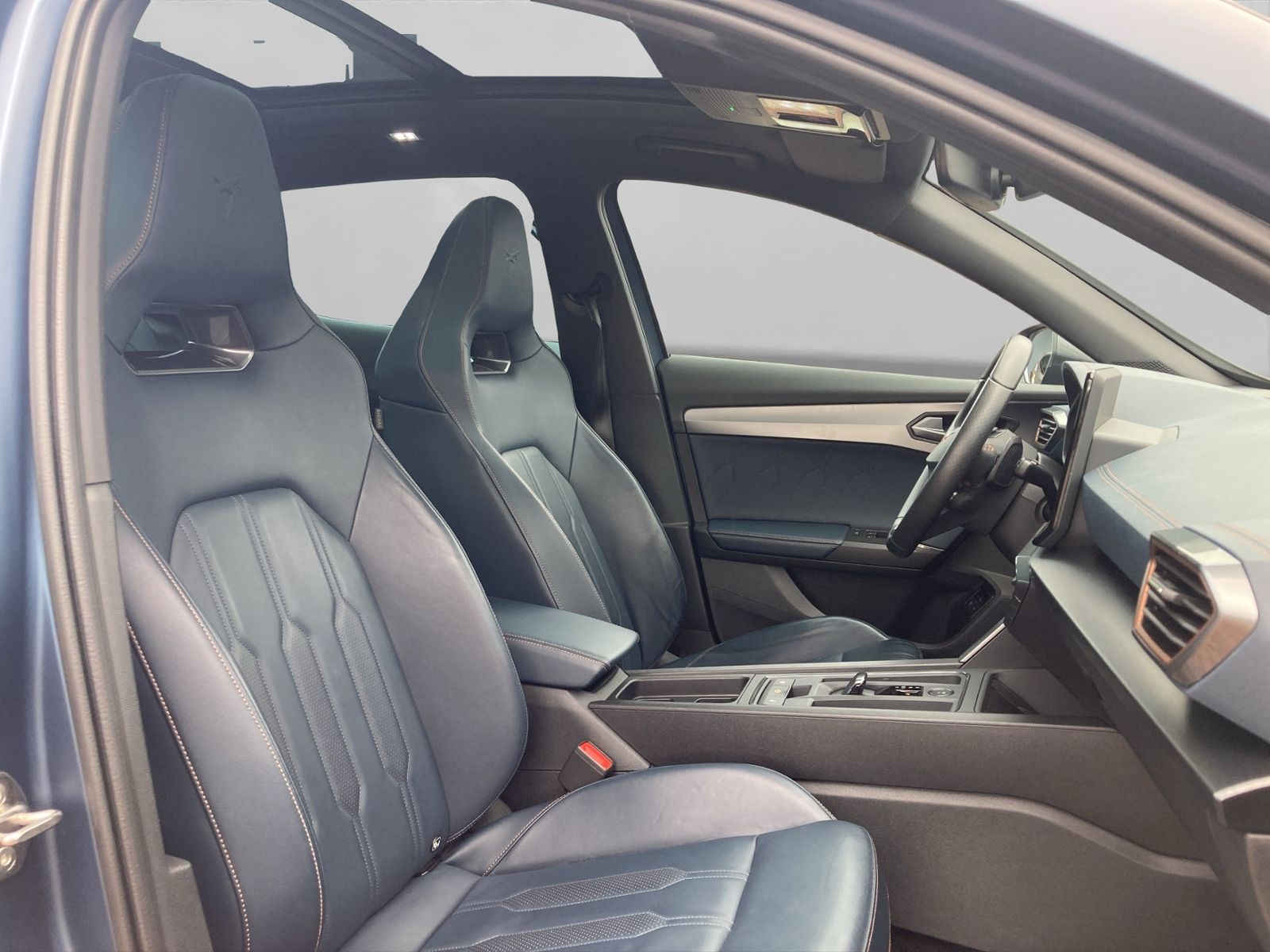 Cupra Formentor VZ 1.4 e-Hybrid MATT+LED+NAVI+AHK+PDC