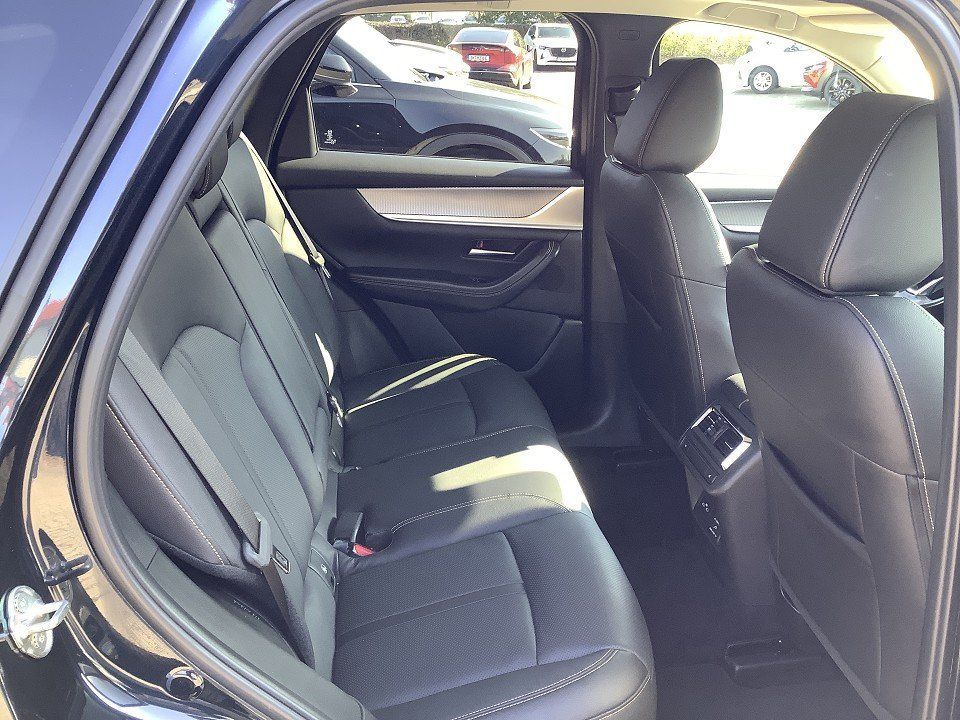 Mazda CX-60 2.5 PHEV Homura Plus AHK schwenkbar +Garan