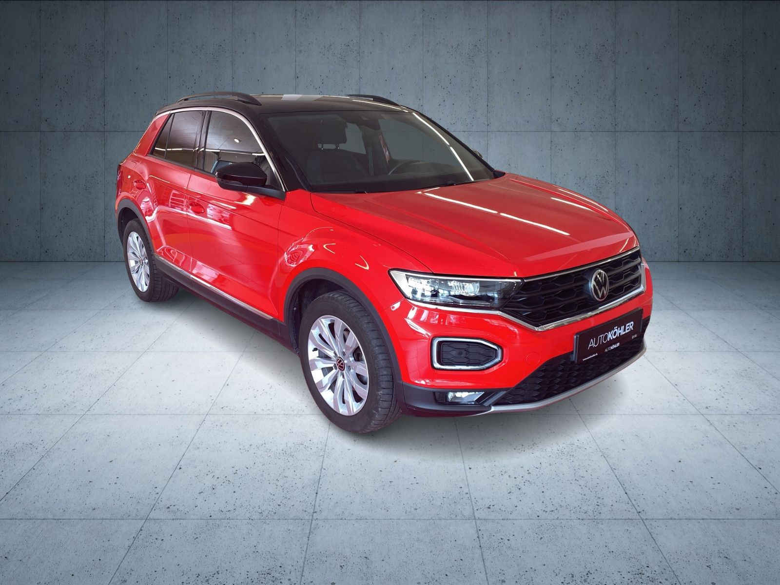 Volkswagen T-Roc Sport - Samsaru's Car Outlet