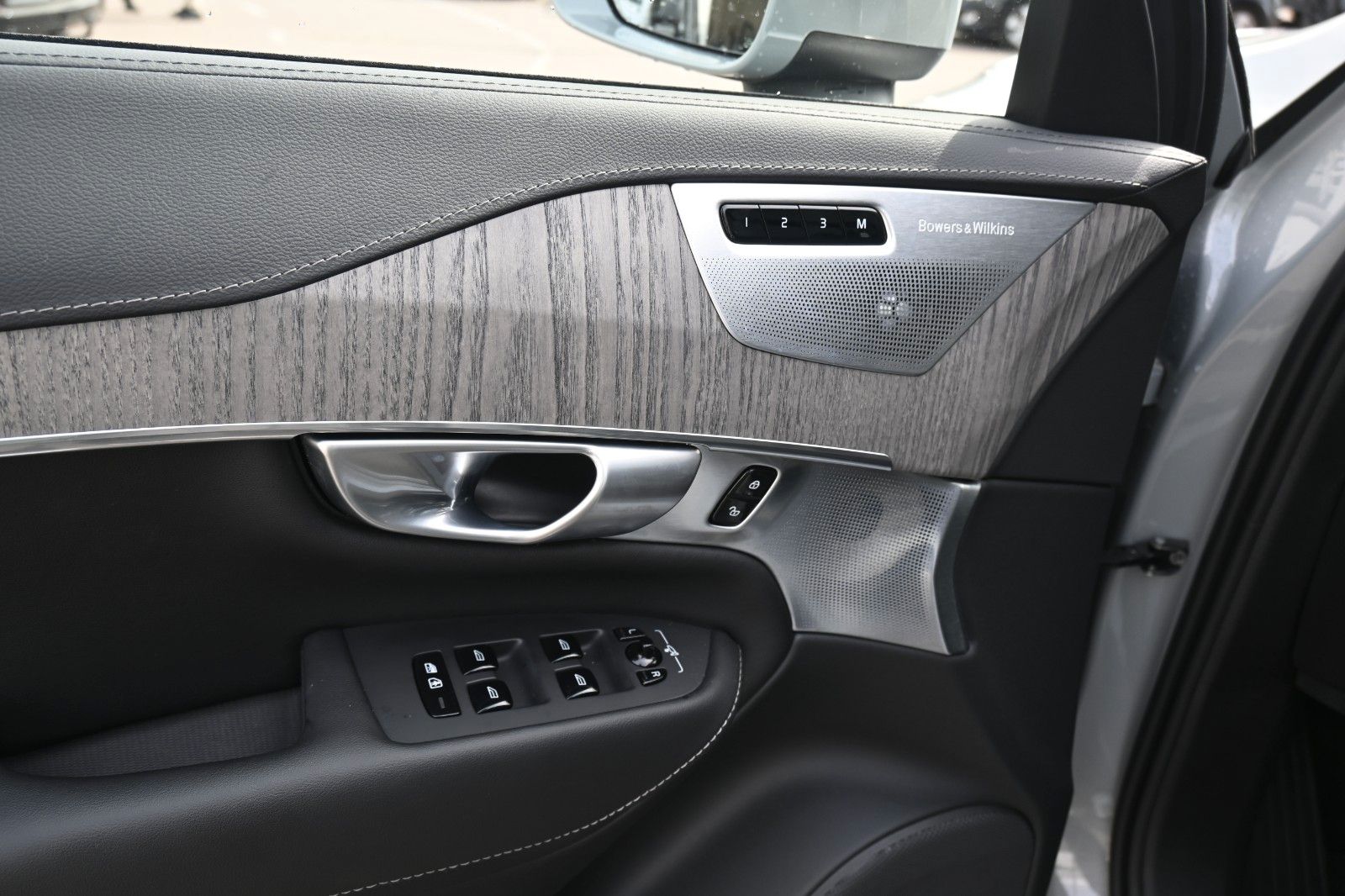 Volvo XC90 B5 D AWD Ultimate Bright*STHZ*LUFT*360°*AHK