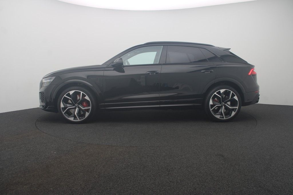 Audi RSQ8 4.0 TFSI quattro . Matrix Navi B&O AHK ACC