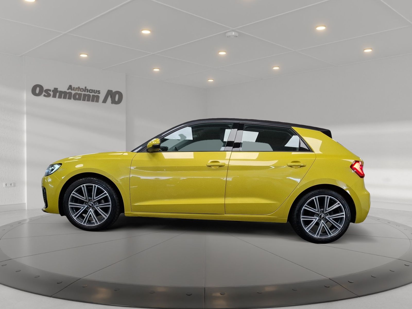 Audi A1 Sportback 30 TFSI advanced - Samsaru's Car Outlet