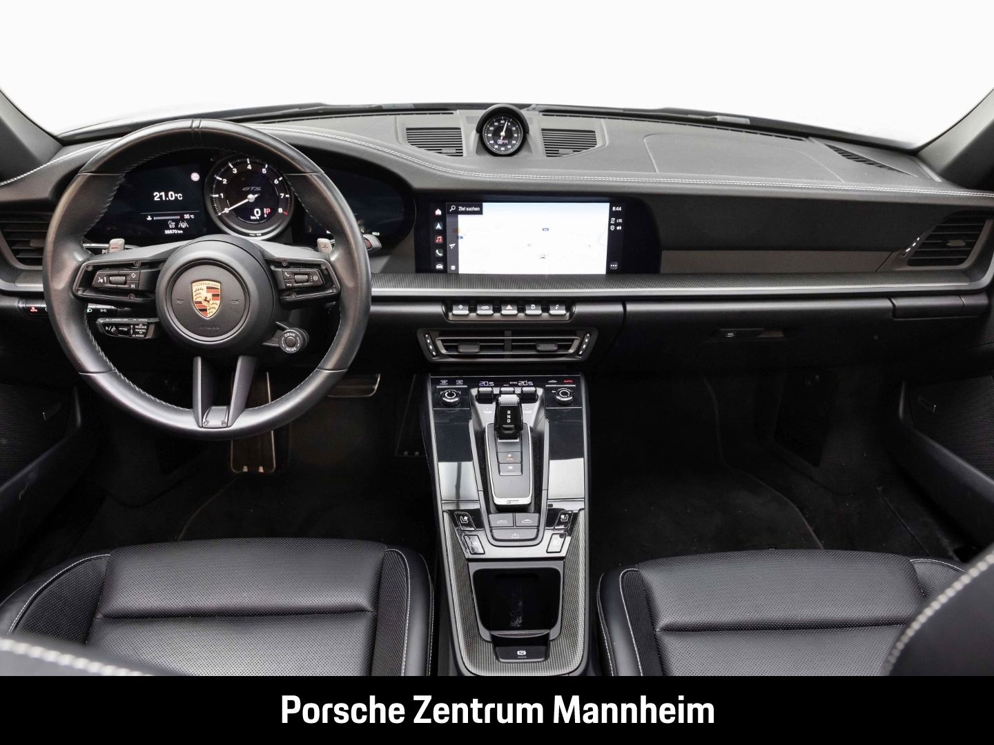 Porsche 992 911 4 GTS Cab. InnoDrive Matrix BOSE Carbon