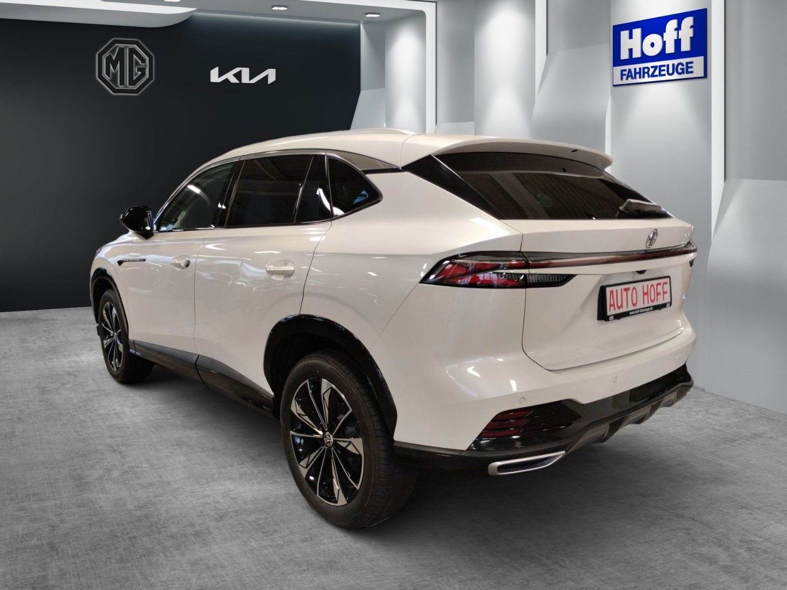 MG HS 1.5T Autom. Luxury - 360°- Leder
