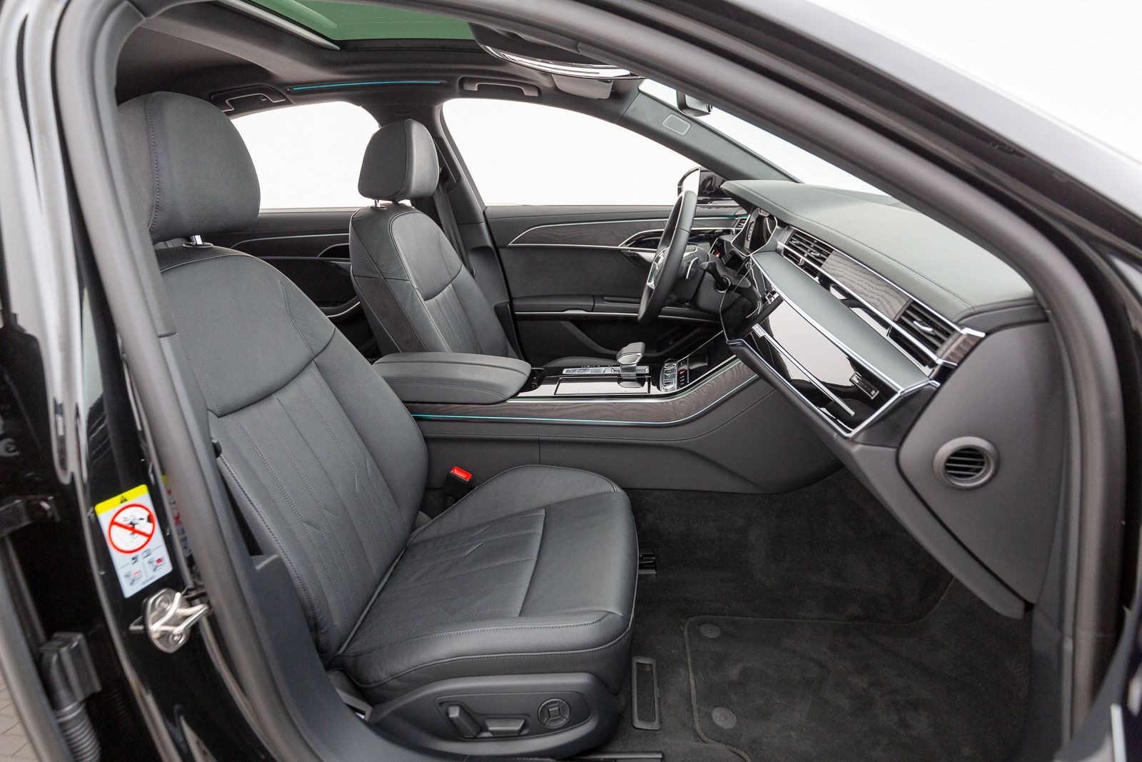Audi A8 50 TDI quattro tiptr. - Samsaru's Car Outlet