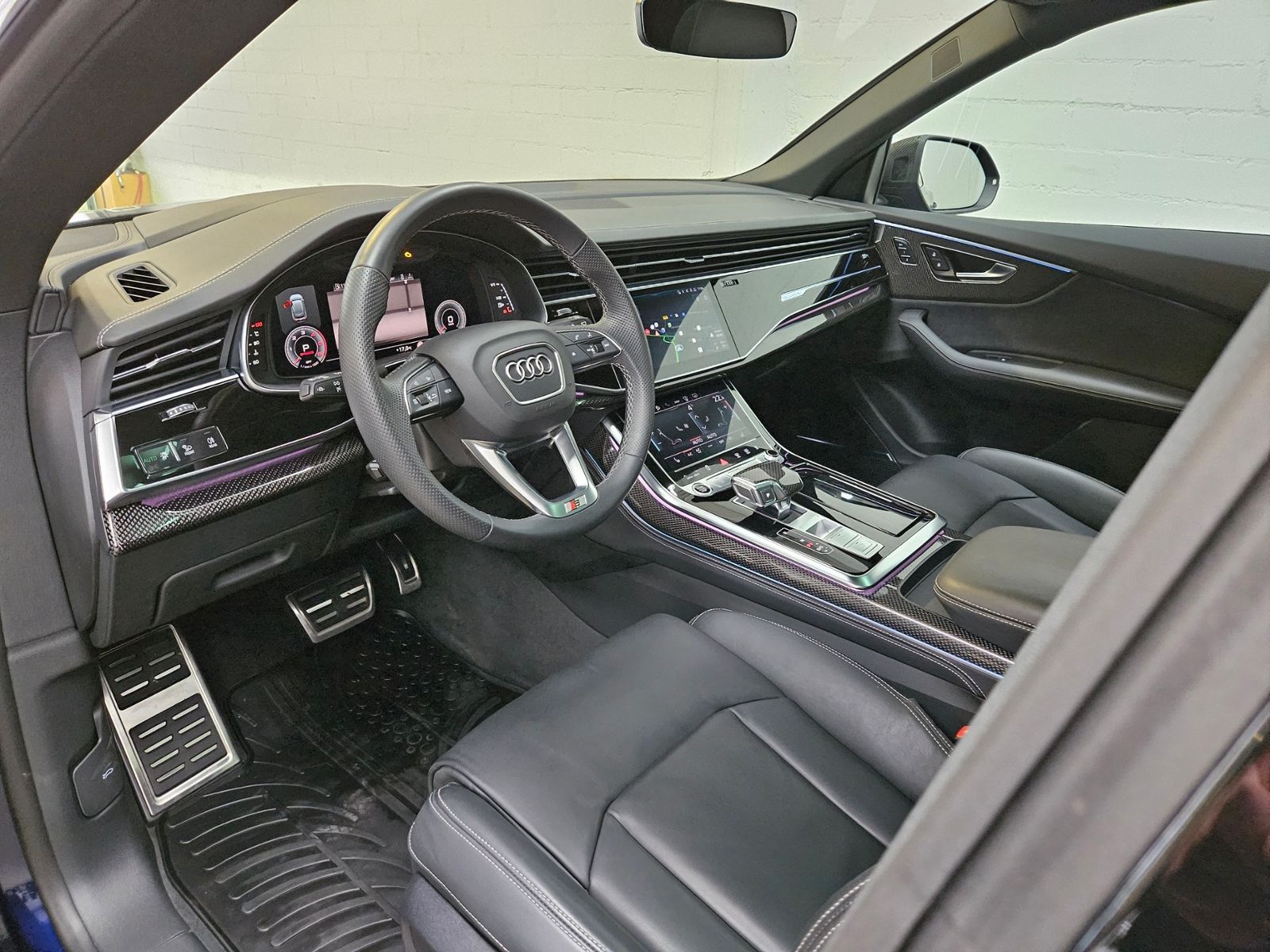 Audi Q8 quattro 50TDI S Line Competition plus HUD AHK
