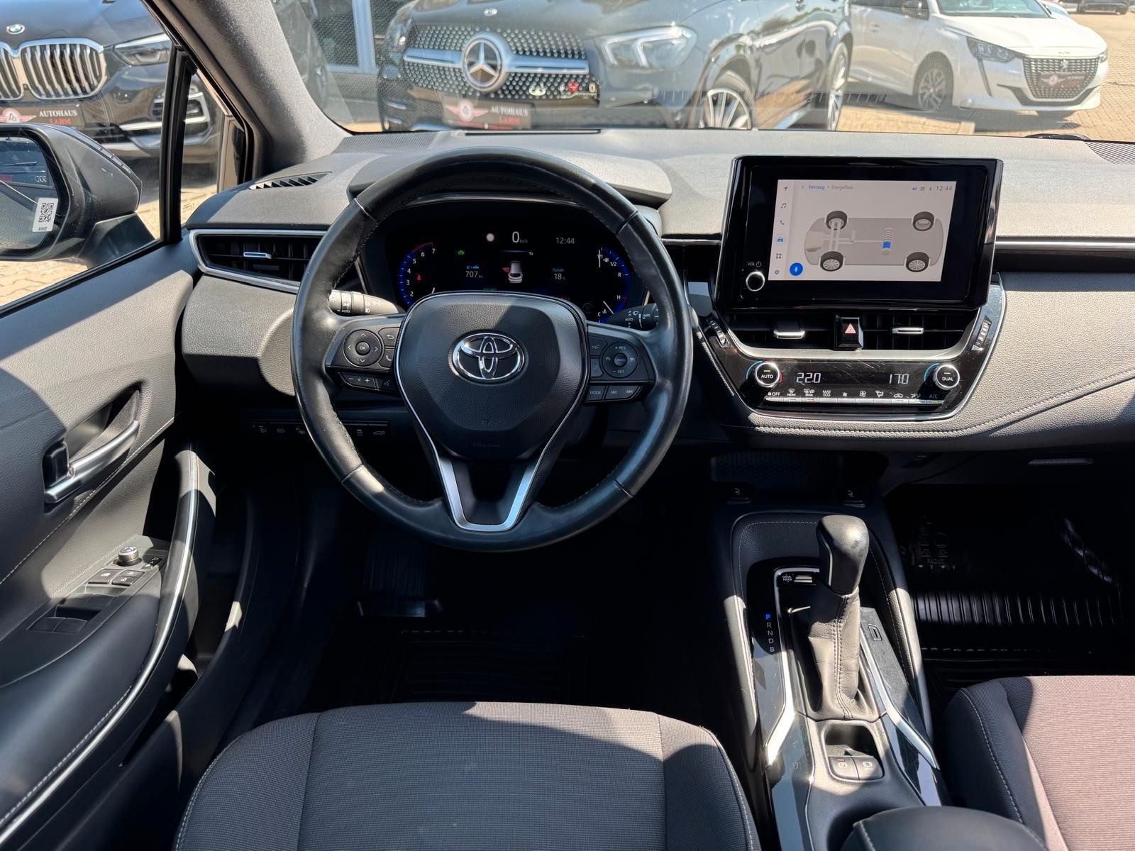 Toyota Corolla Touring Sports Hybrid Business Edition - Samsaru's Car Outlet