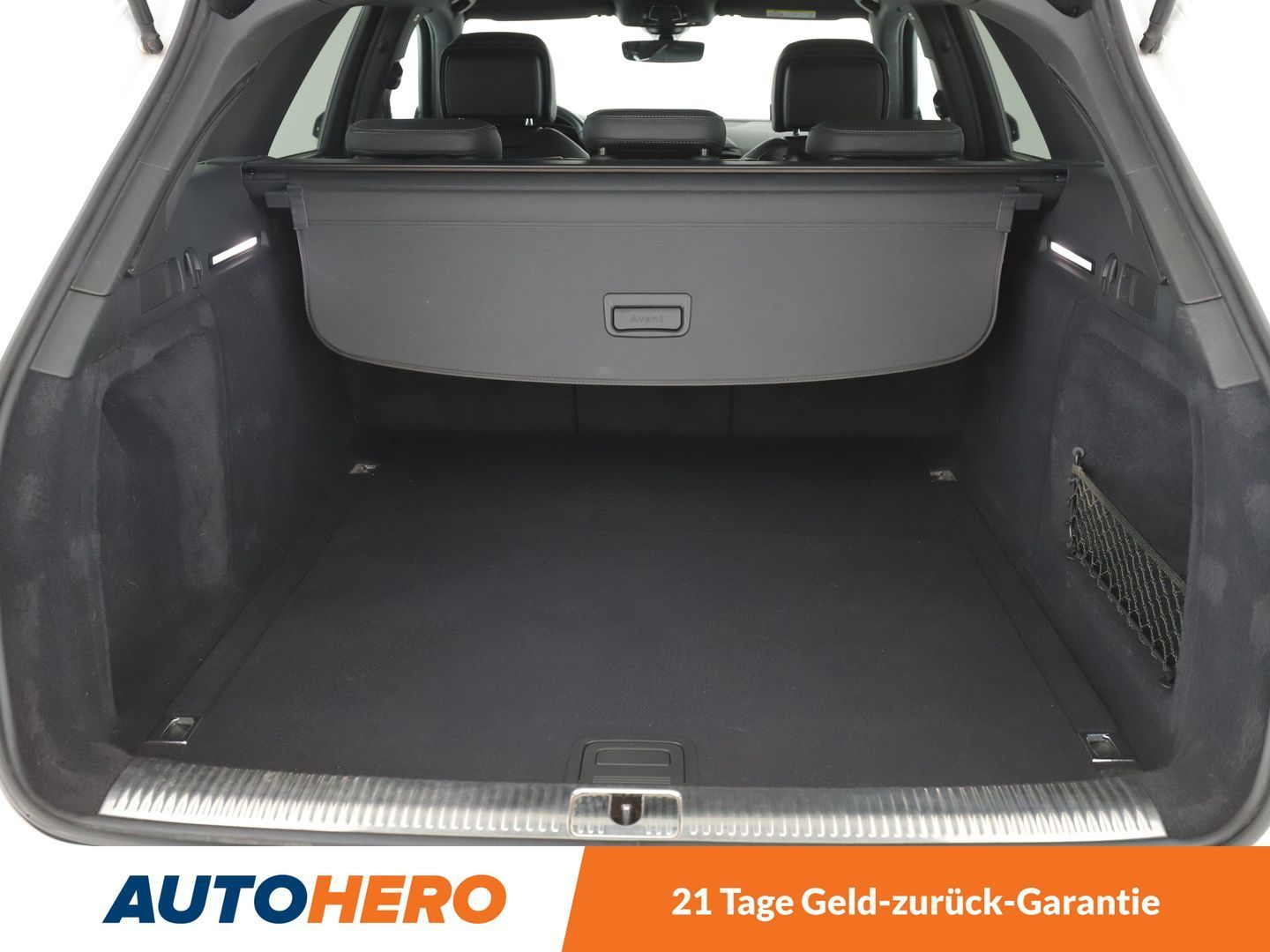 Audi A4 45 TFSI quattro S line - Samsaru's Car Outlet