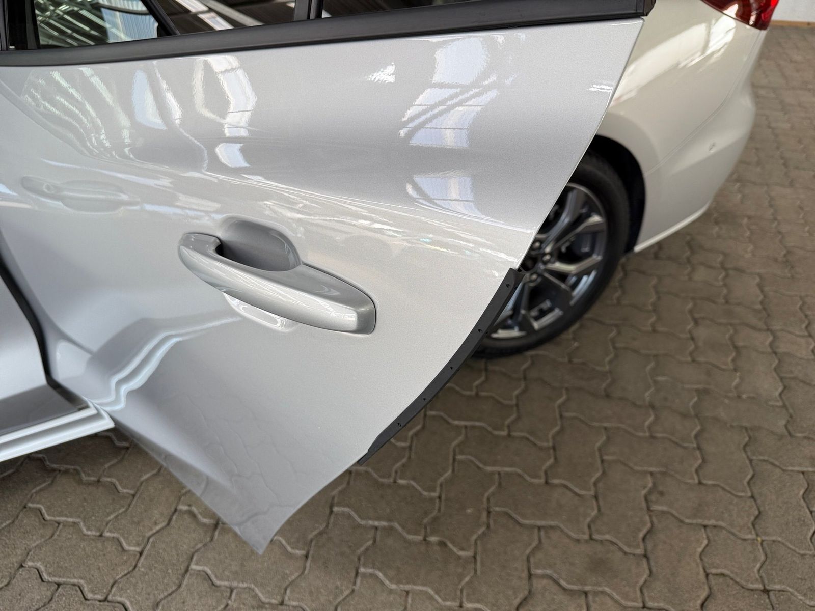Ford Focus Turnier 1.0 EcoBoost Hybrid Aut. ST-LINE X