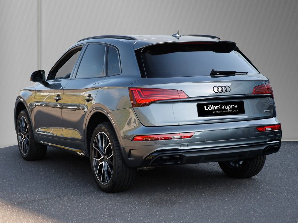 Audi Q5 40 TDI S line Panorama Matrix AHK Kamera ACC