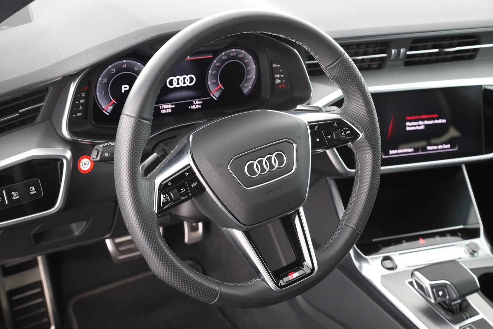 Audi A6 Avant 45 TFSI S tronic advanced S line AHK
