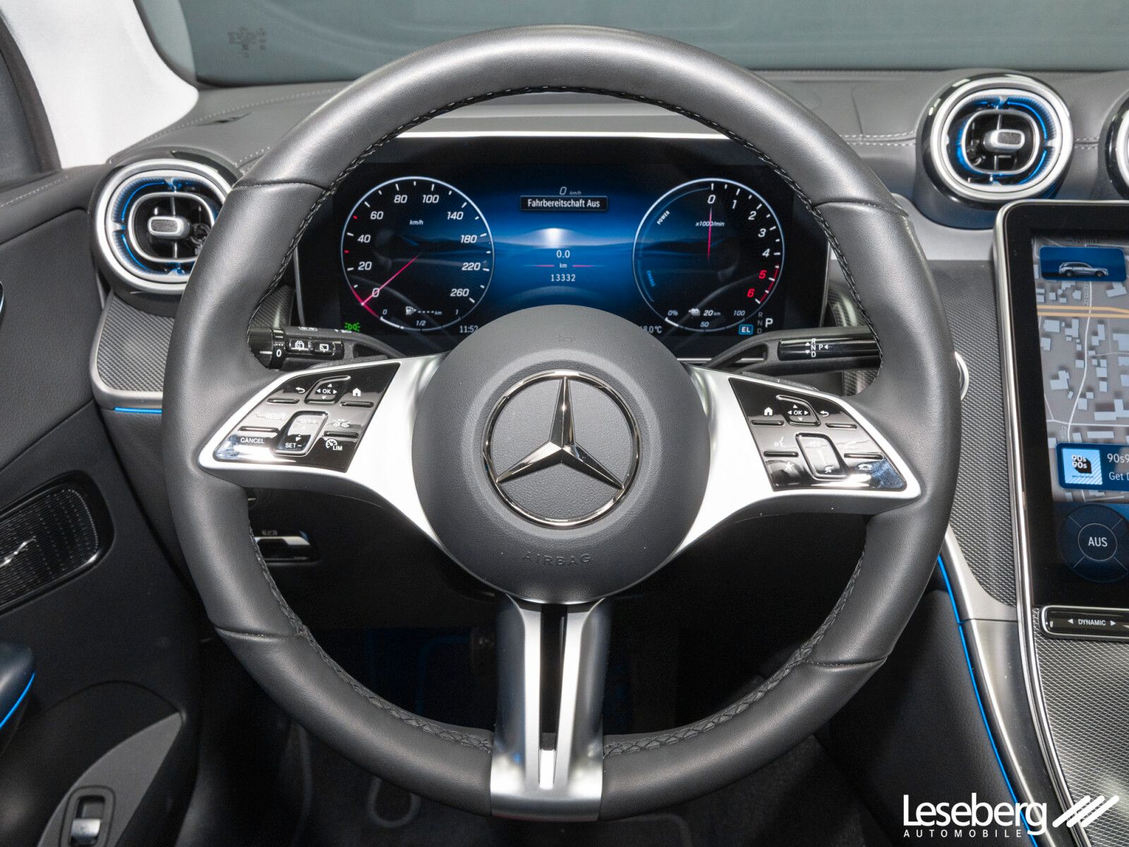Mercedes-Benz GLC 300 de 4M AVANTGARDE LED /Pano /AHK /Head-Up