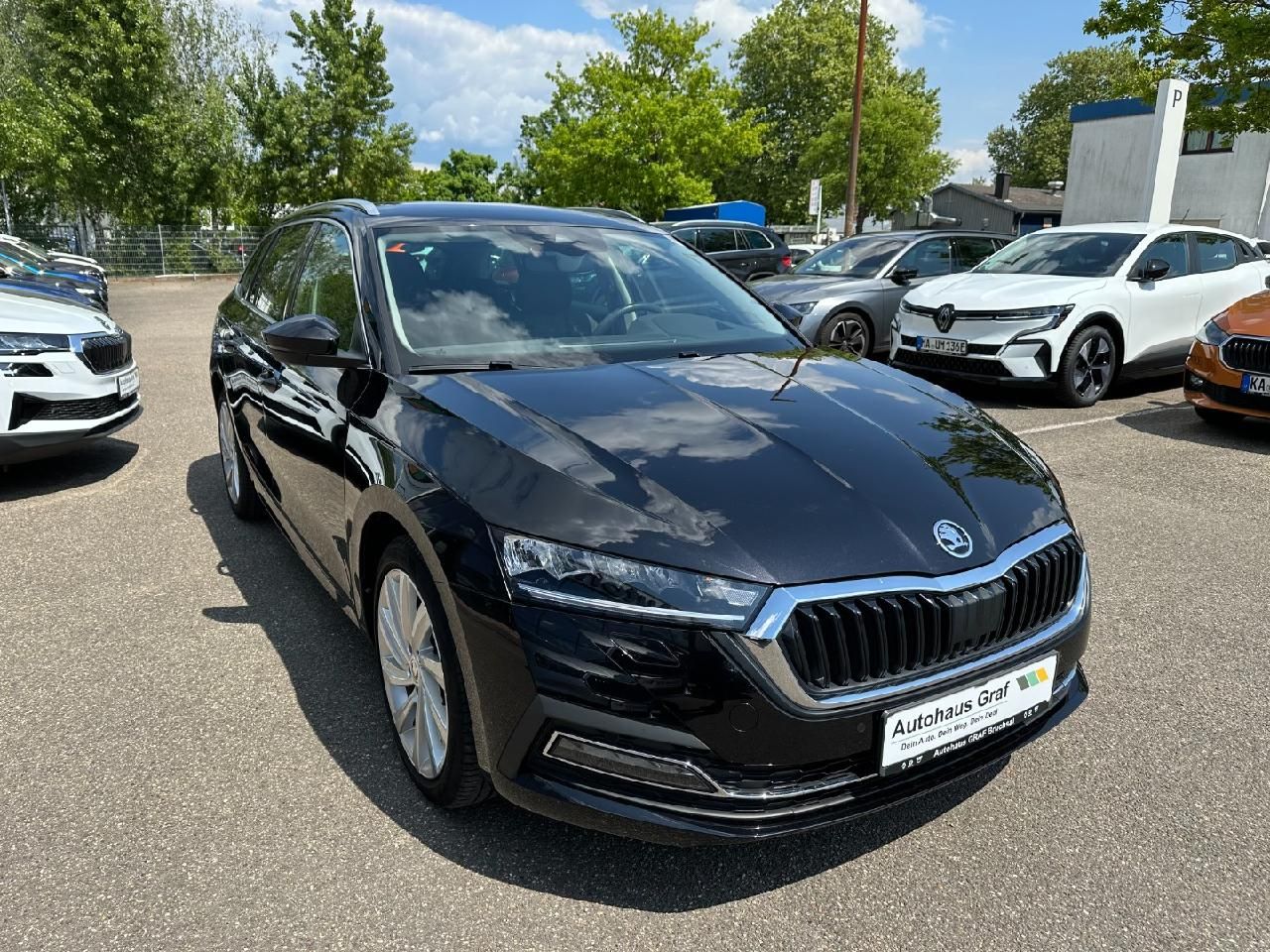 Skoda Octavia Combi Style - Samsaru's Car Outlet