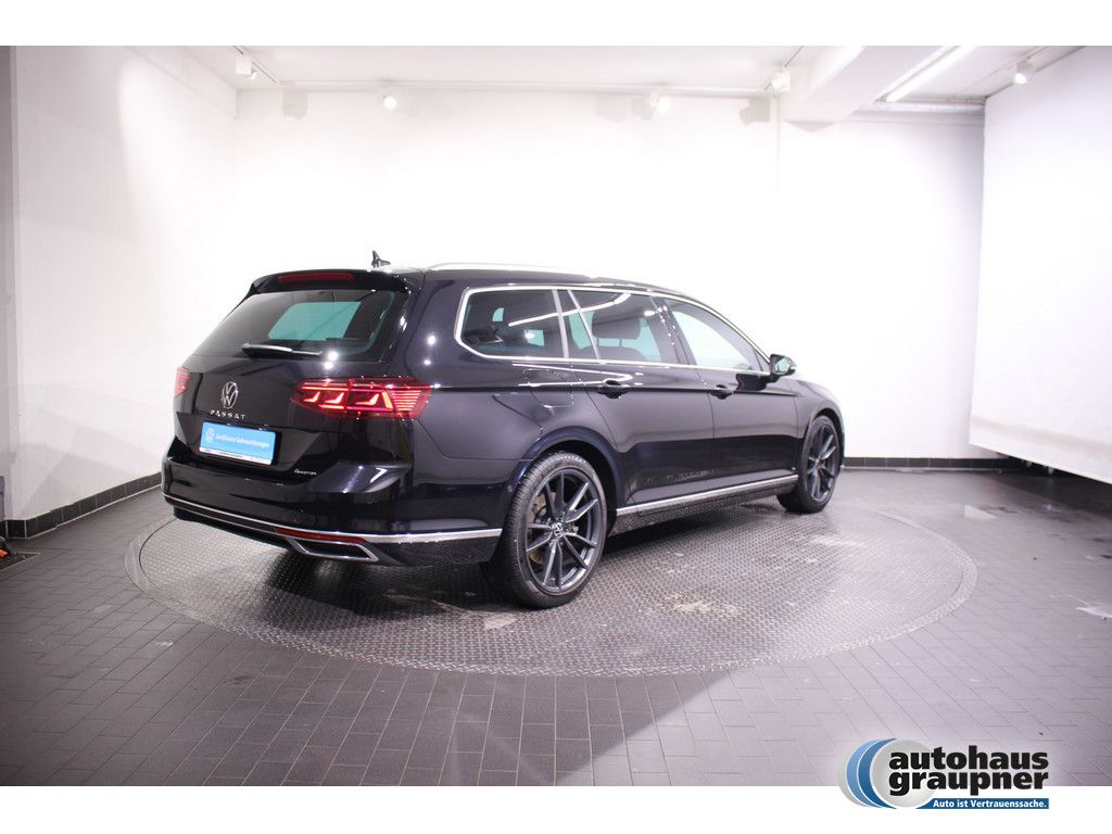 Volkswagen Passat Variant 2.0 TSI DSG Elegance 4Motion 360°