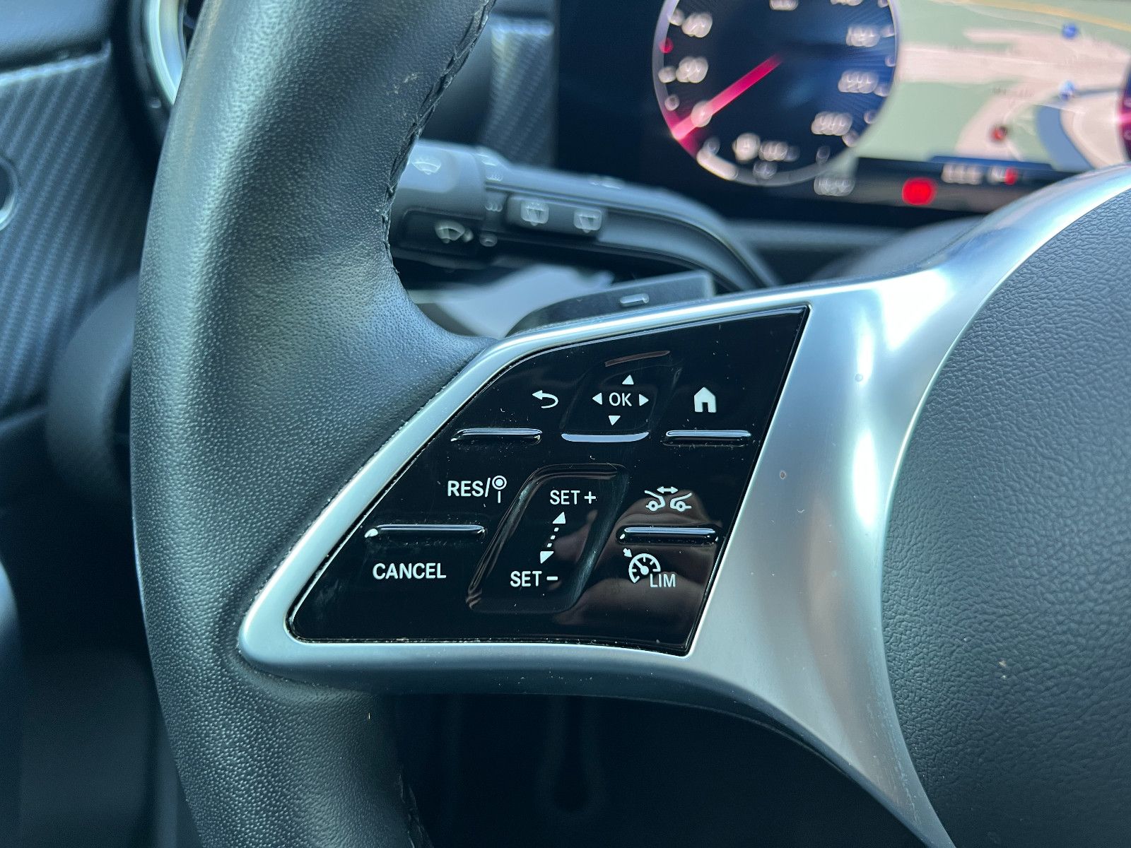 Mercedes-Benz A 180 PROGRESSIVE - Samsaru's Car Outlet