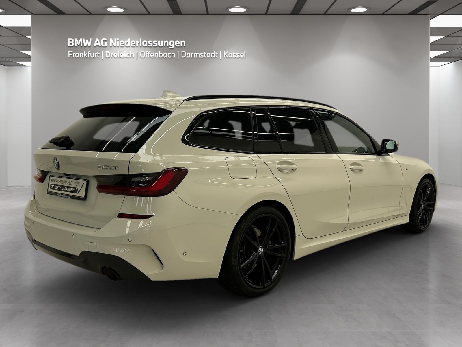 BMW 320i M Sport - Samsaru's Car Outlet