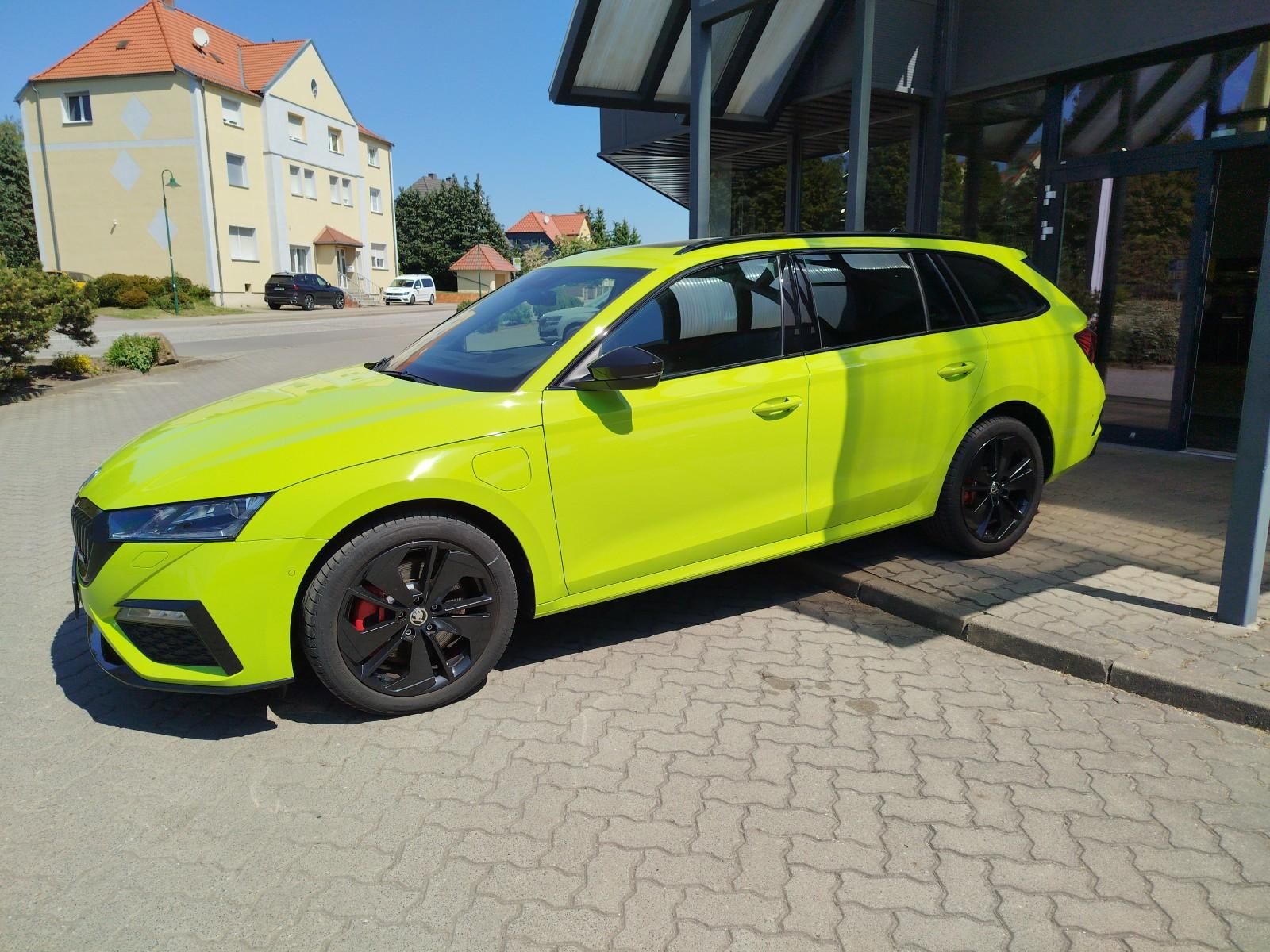 Skoda Octavia RS - Samsaru's Car Outlet