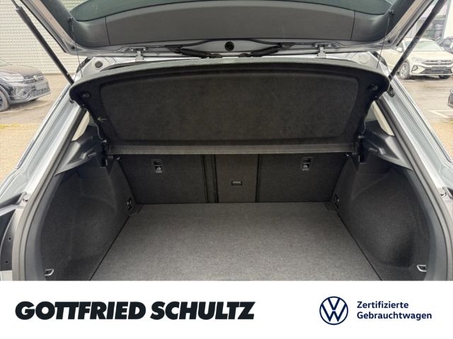 Volkswagen T-Roc 1.0 TSI Style - Samsaru's Car Outlet