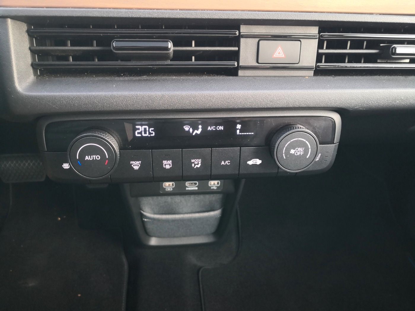 Honda e Advanc Advance ACC+LED+Navi+Pano+SD+SHZ+Kam.