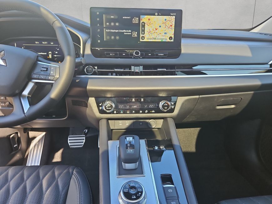 Mitsubishi Outlander 2.4 4WD Plug-In Hybrid Top*AHK*