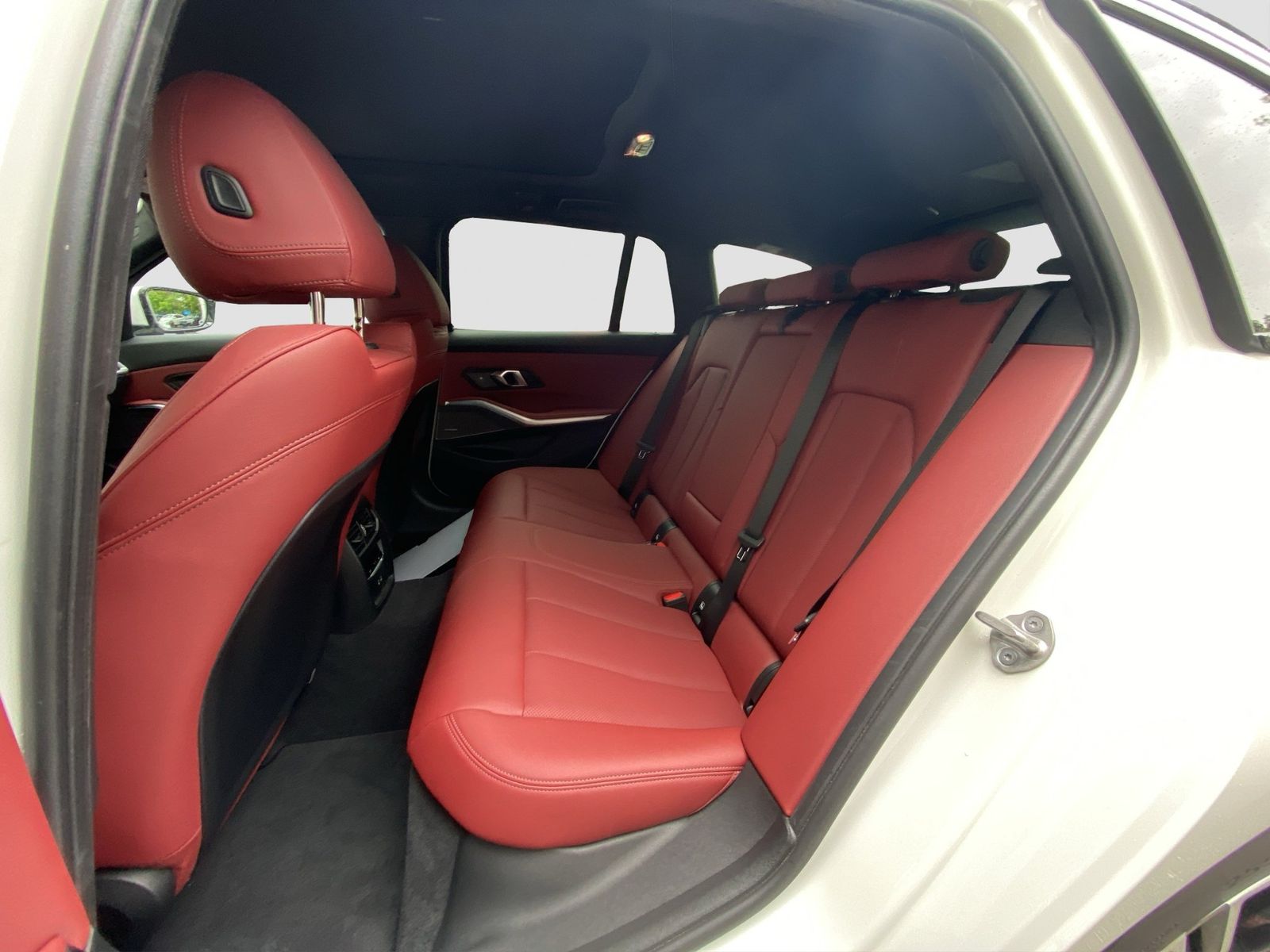 BMW 330e xDrive ///M-Sport Pano ACC AHK H&K 360°