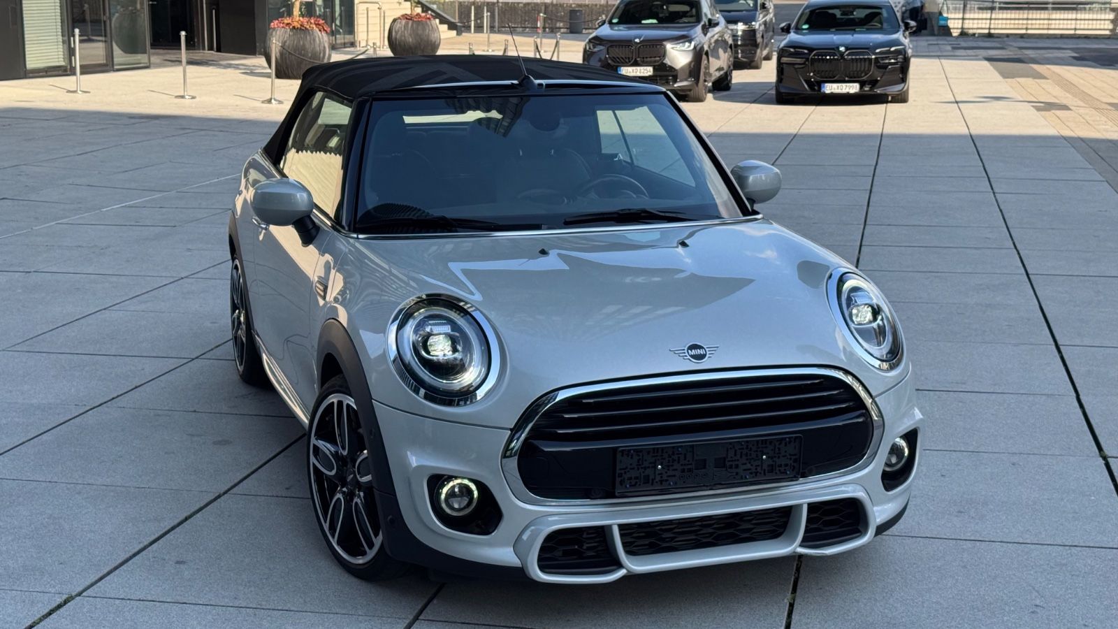 MINI Cabrio John Cooper Works - Samsaru's Car Outlet