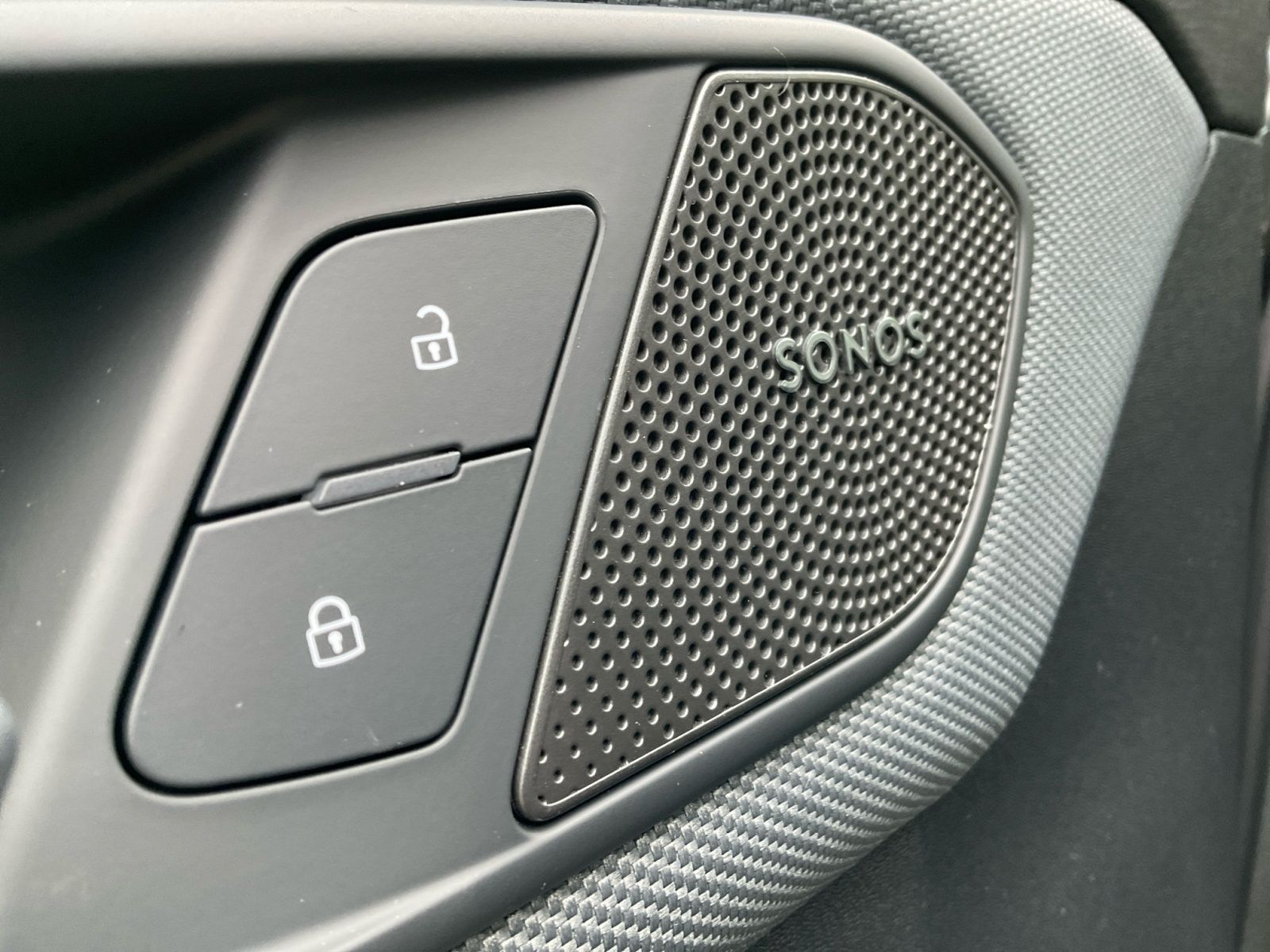 Audi Q3 SUV e-hybrid S line AHK MATRIX HeadUp SONOS