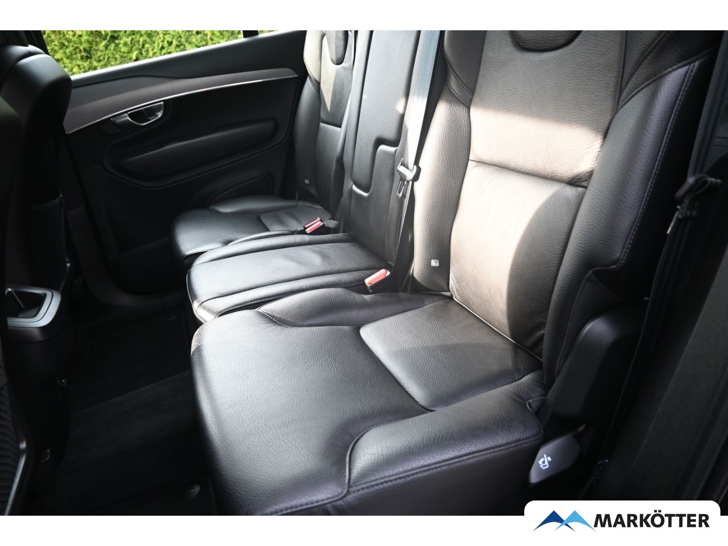 Volvo XC90 B5 AWD Momentum Pro/AHK/ACC/H&K/LenkradH/20