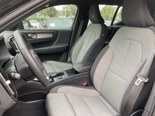 Volvo XC40 T4 Core Plug-In 2WD AHK 360° Navi Keyless