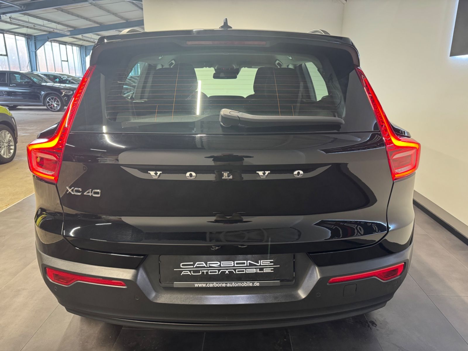 Volvo XC 40  Momentum**Navi+Winter+Kamera**